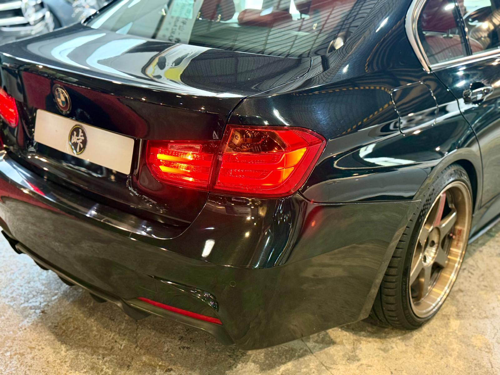 B.M.W. 328i Saloon Sport (F30) 2012