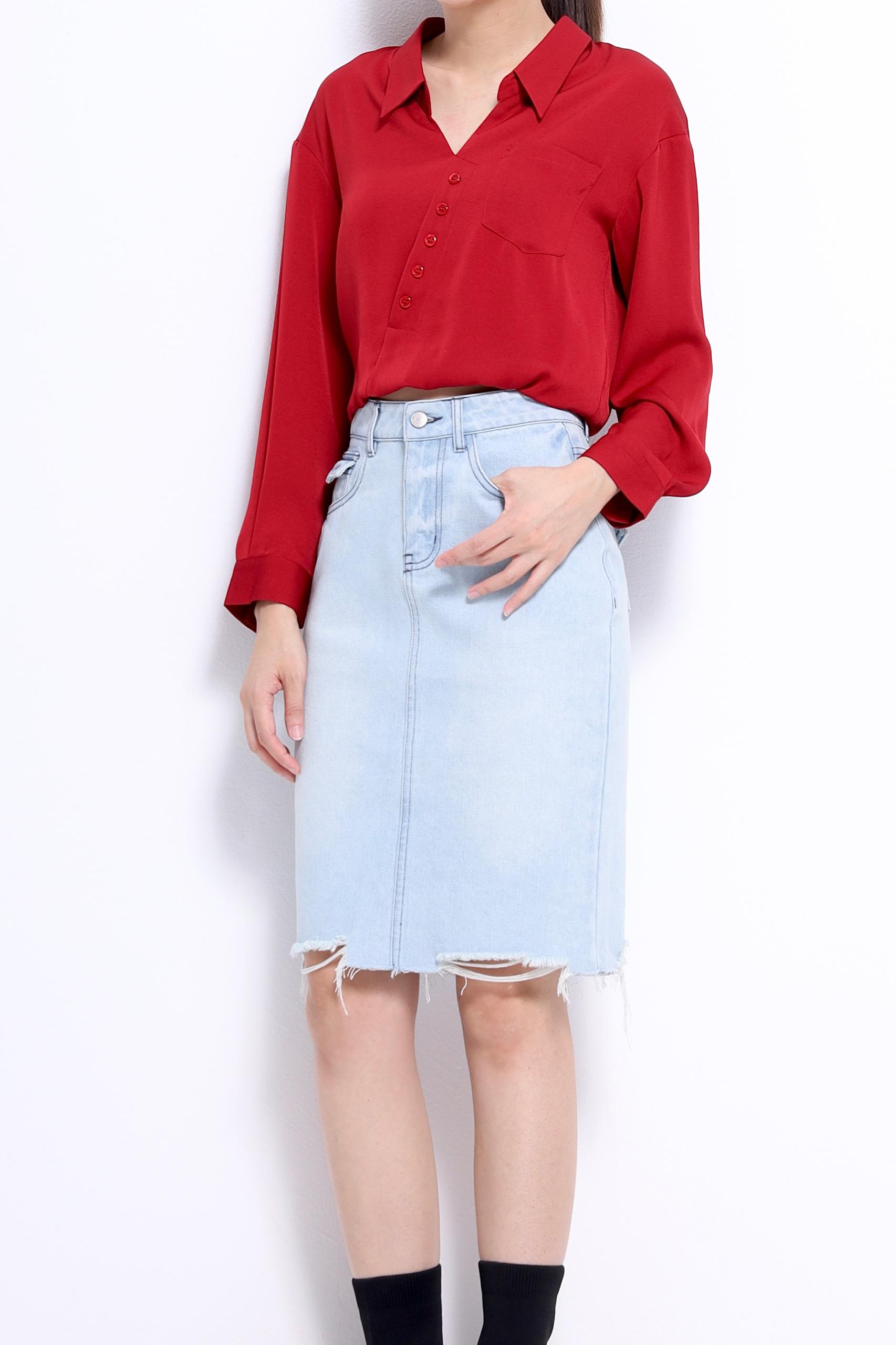 CB2724 ASYMETRIC BUTTON L/SLLV BLOUSE