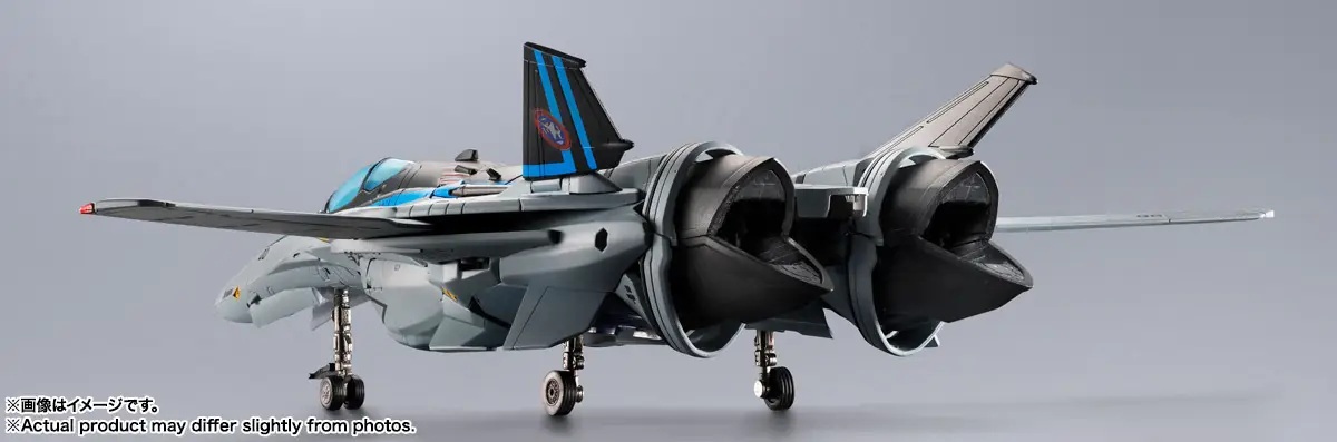 DX CHOGOKIN VF-25 MESSIAH VALKYRIE Top Gun: Maverick Ver.