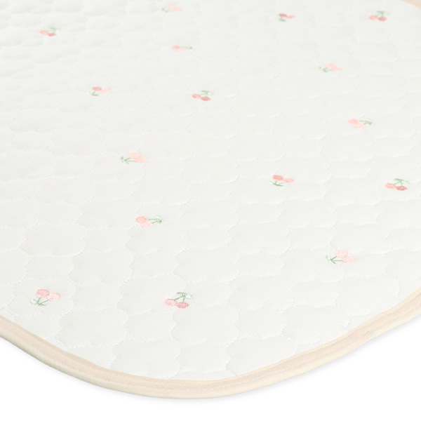 🇯🇵預訂 日本直送🇯🇵櫻桃刺繡防水絎縫床墊60x90cm