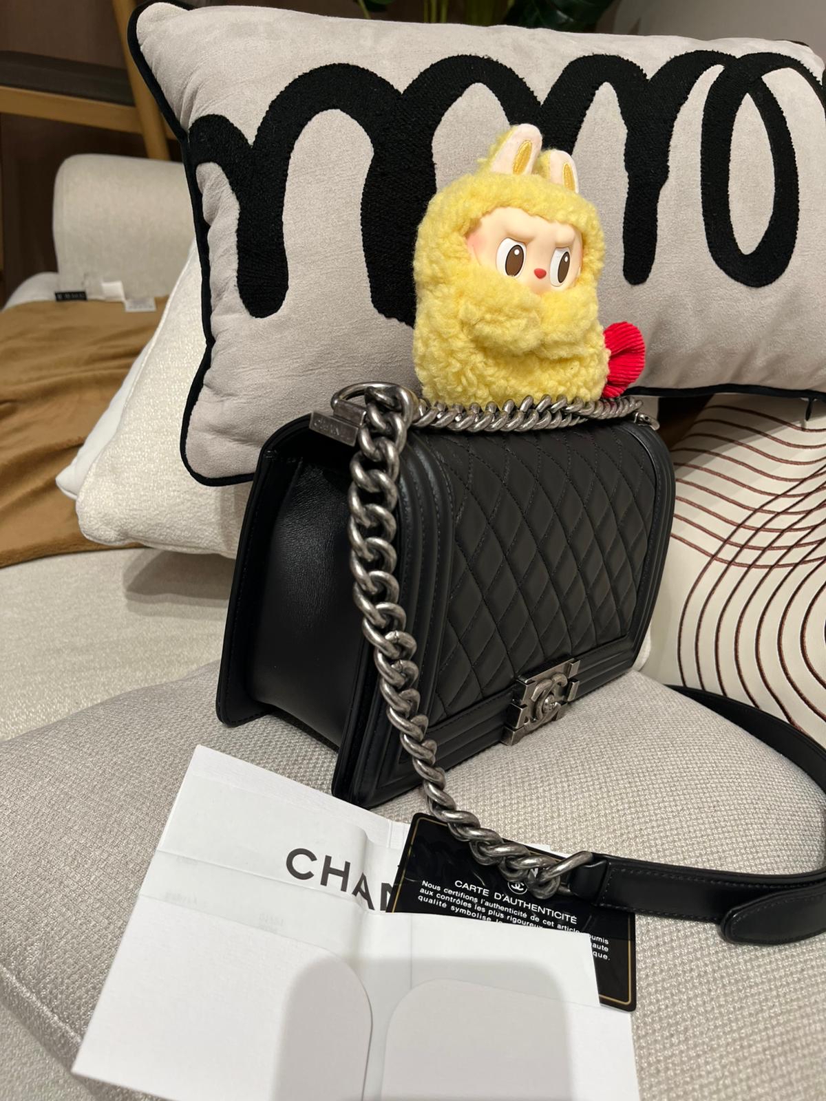 Chanel boy 25cm A67086 黑色復古銀扣 100%Authentic,98%new ✅專門店收據✅29card✅dust bag✅box
