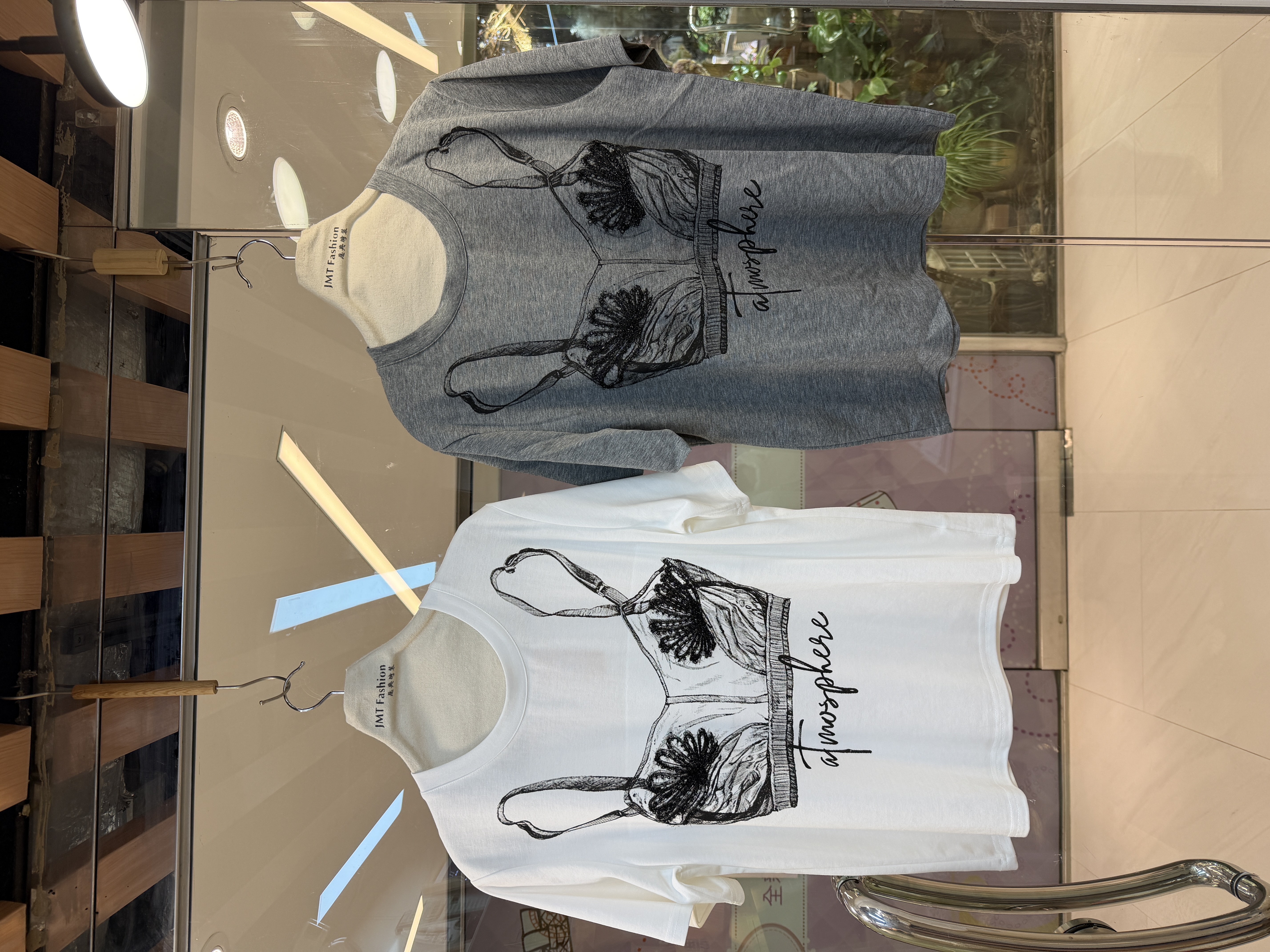 Tee M428 81090685259