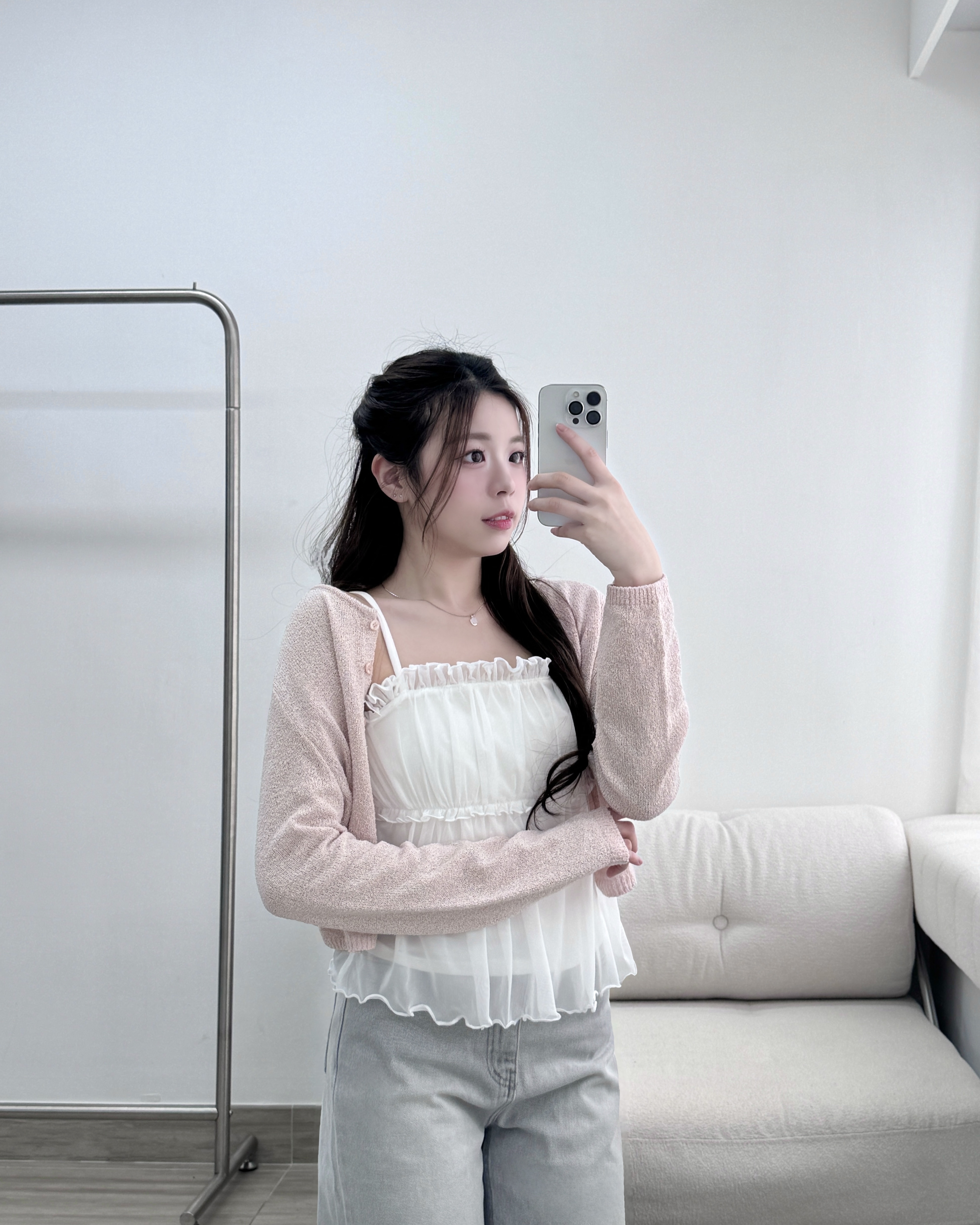 【 🌸♡今轉必入！自帶夢幻感Filter🫧雙層透紗水母吊帶背心💗 】 Bubble Gum Sheer Tank Top