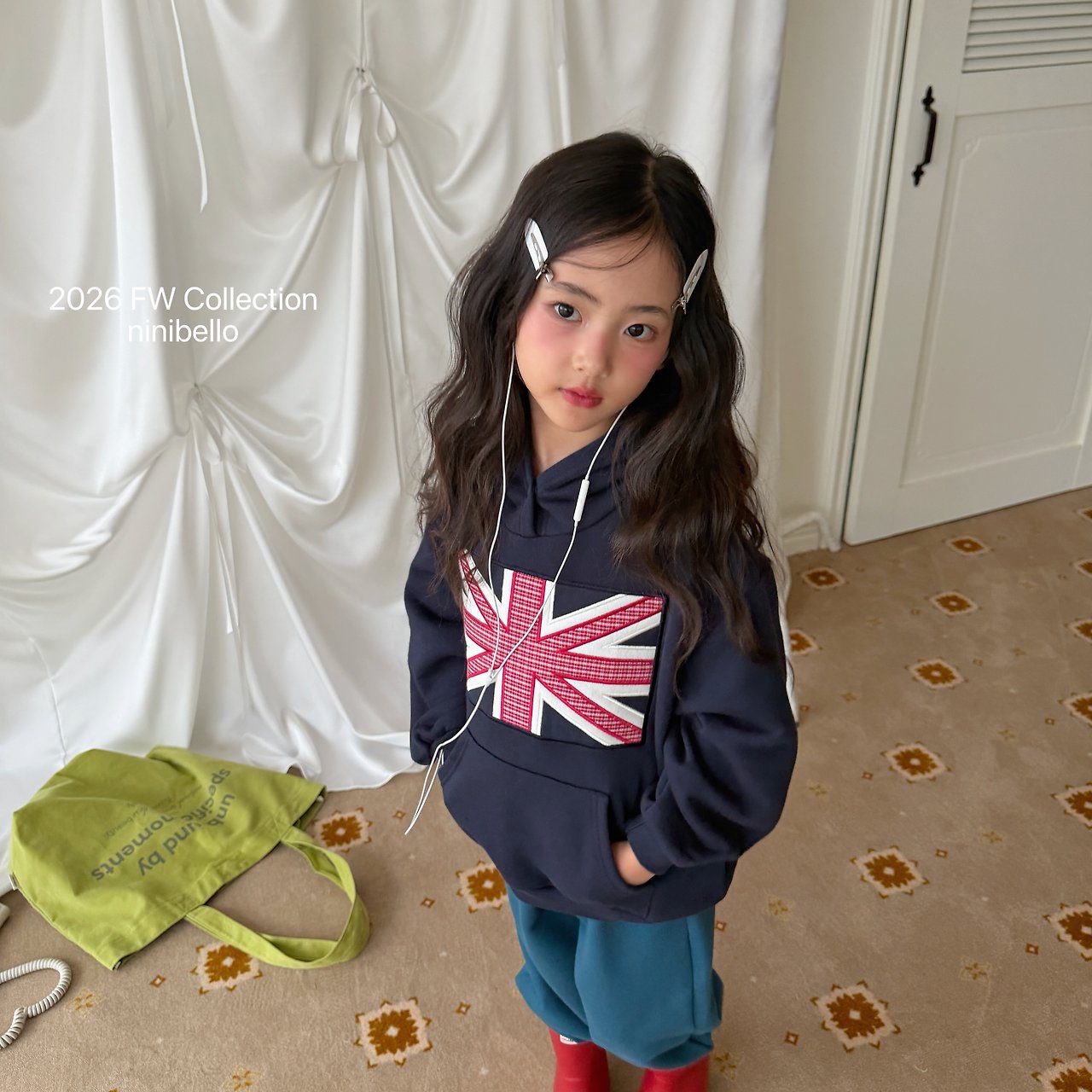 Ninibello | London Patch Hoodie 