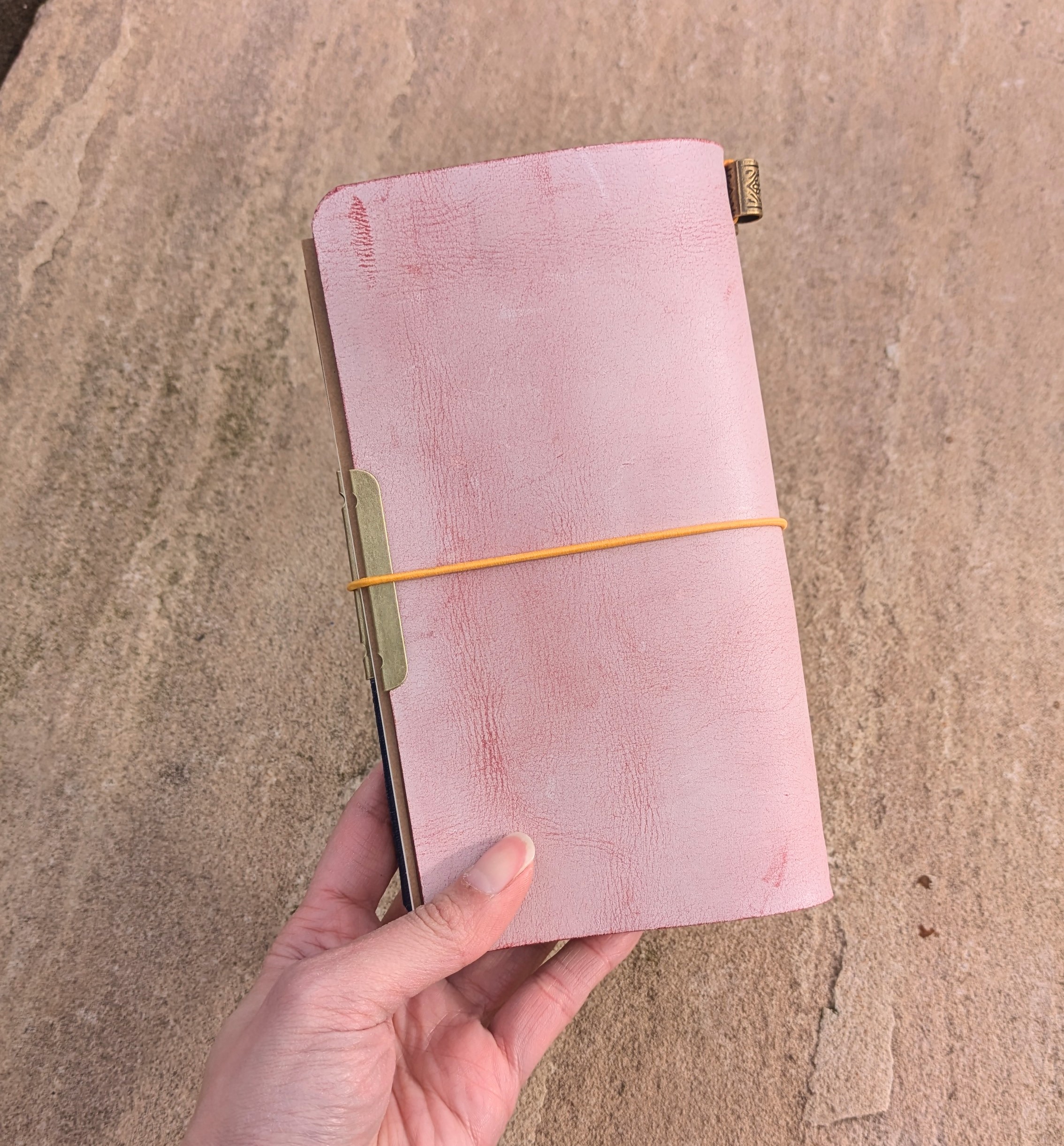 Fog-waxed pink Handy double-sided Leather Journal with 2023 Winter Design