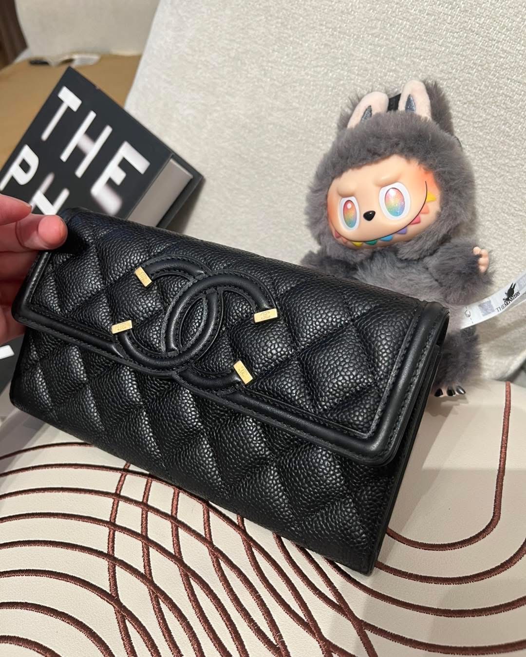 Chanel cc filigree wallet 黑色荔枝牛皮 100%Authentic,98%new ✅card✅box