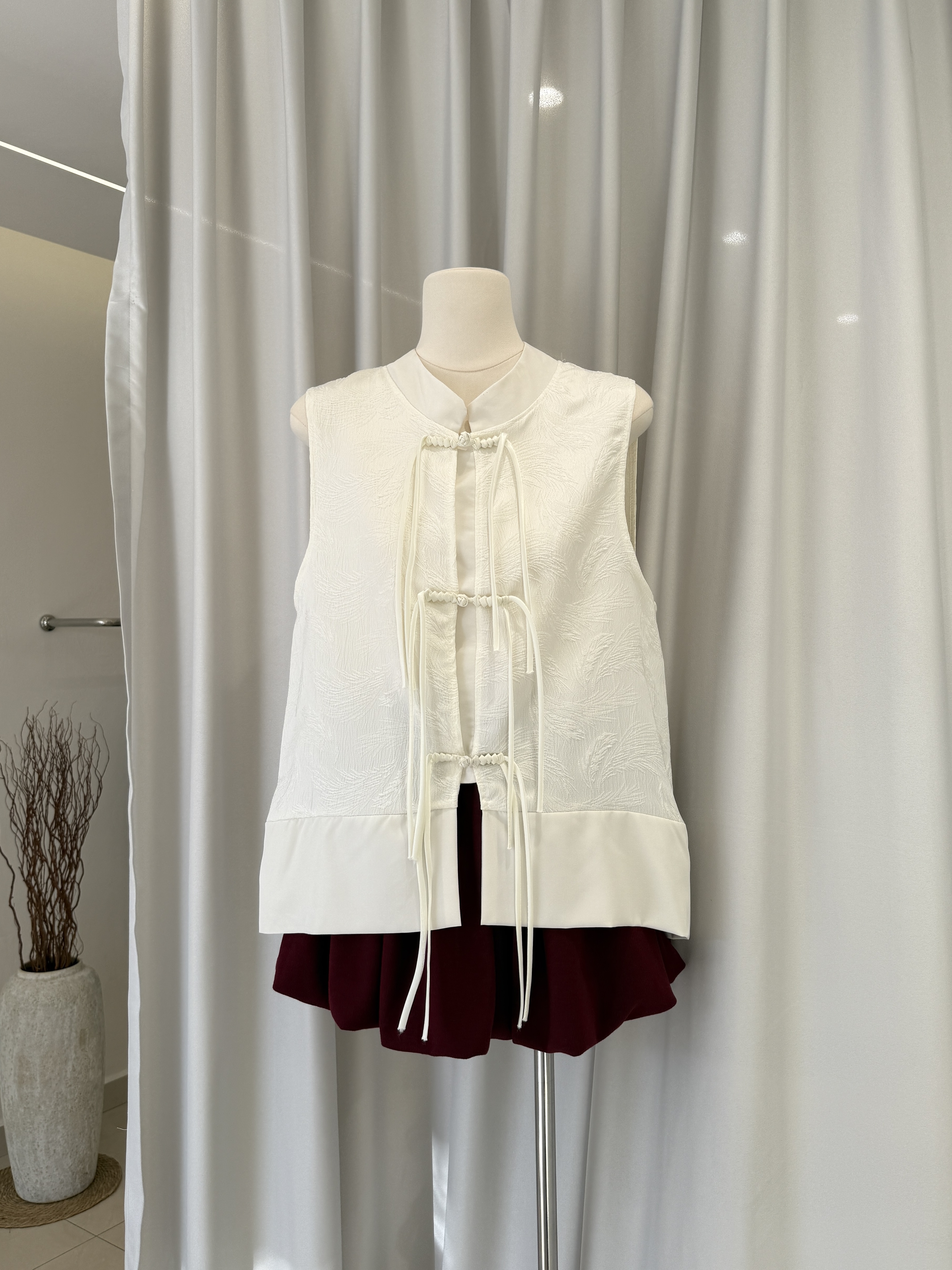 6752 新中式唐装盘口马甲