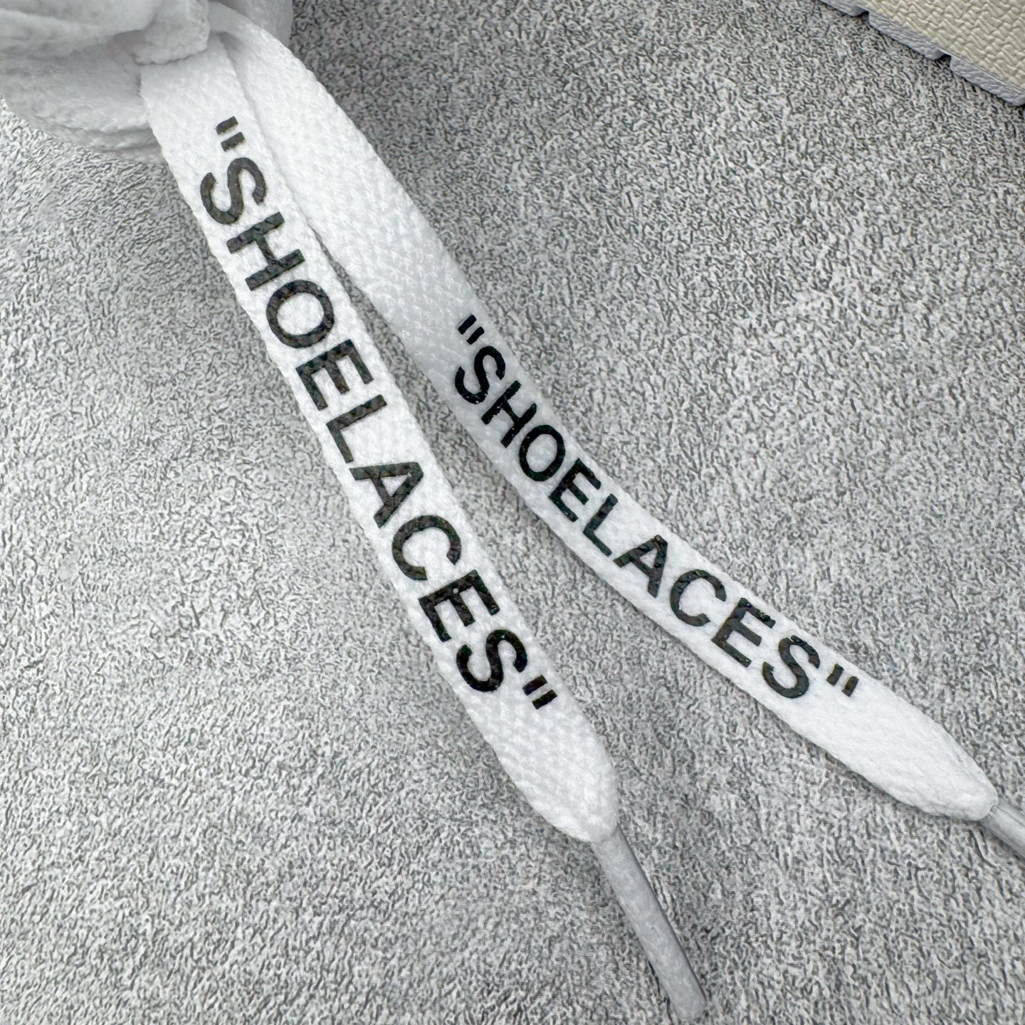 Off-White x Air Jordan 1 Retro High "White" AA3834-100 