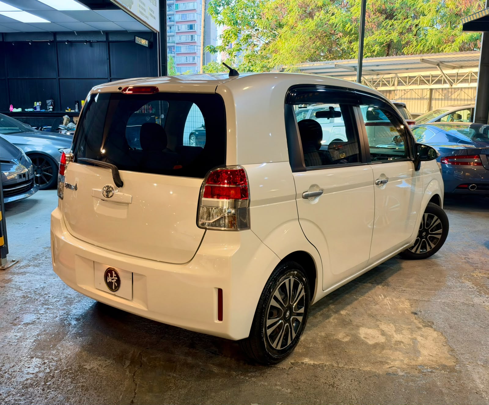 Toyota SPADE 1.5 2012