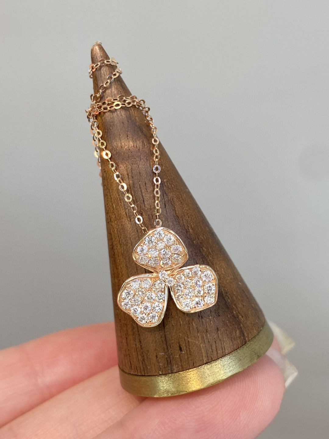 18K Diamond Necklace 