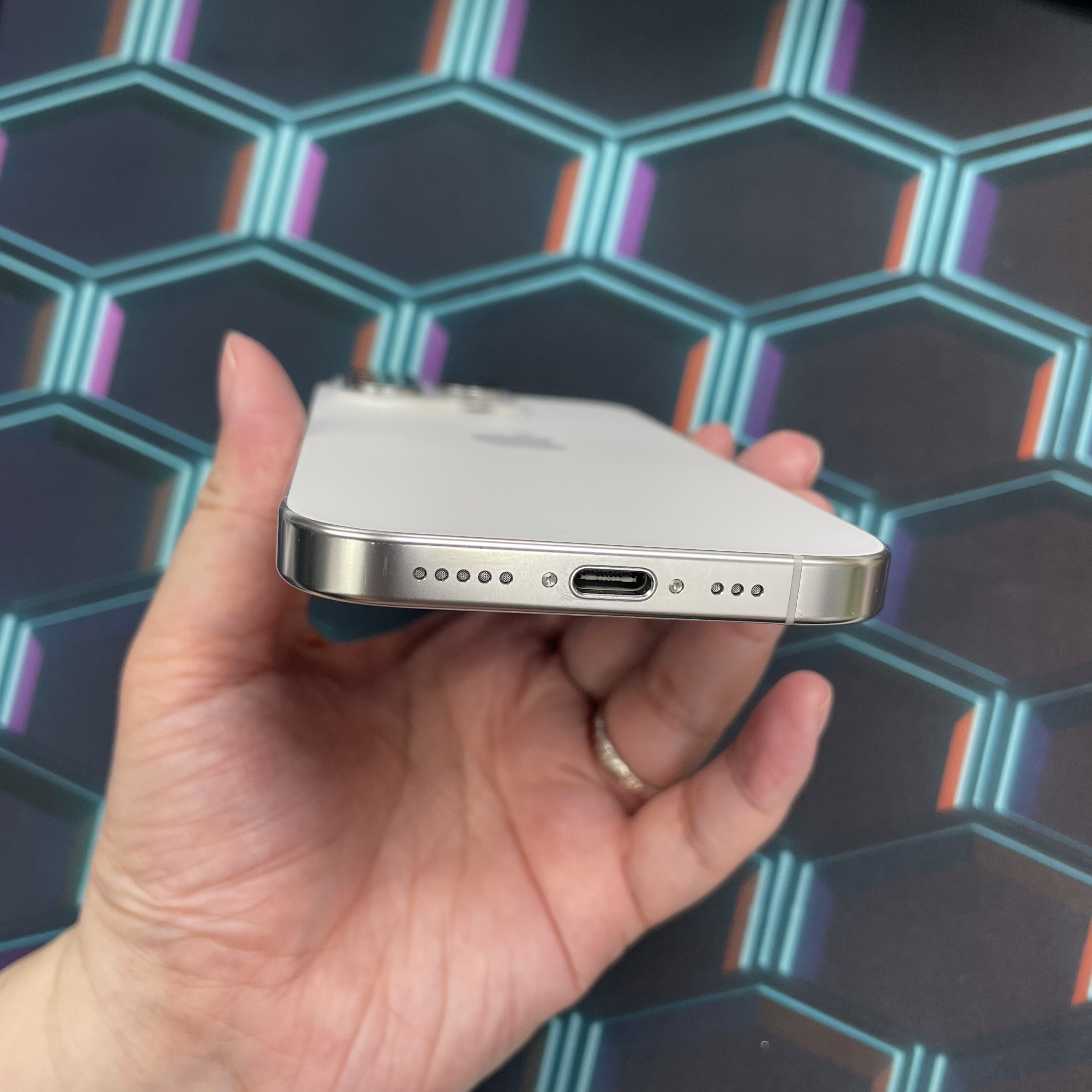 *6001 16 pro 勁靚機 512GB 電91 白色 white