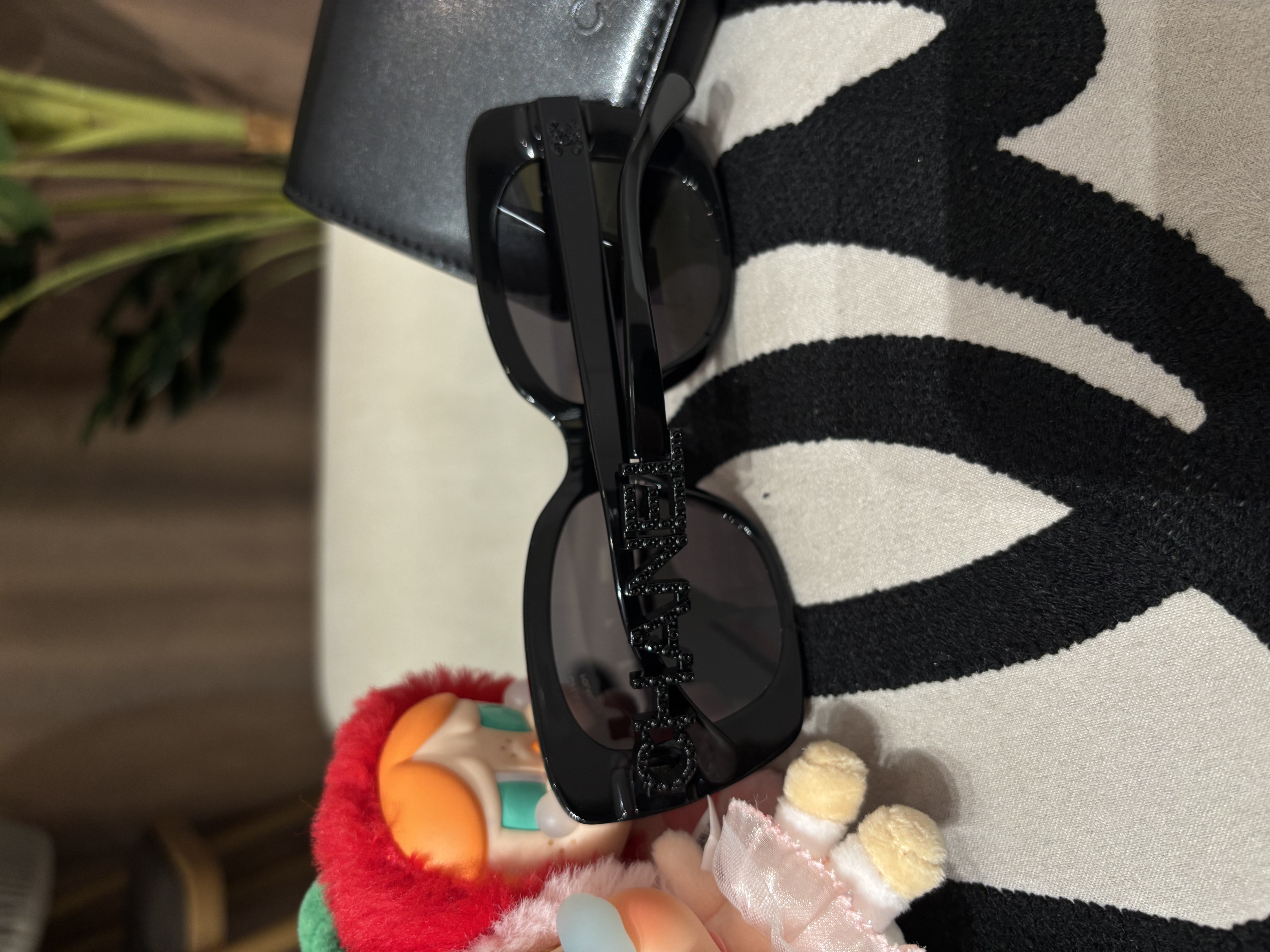 Chanel sunglasses 5422 100%Authentic, 98%New ✅Box