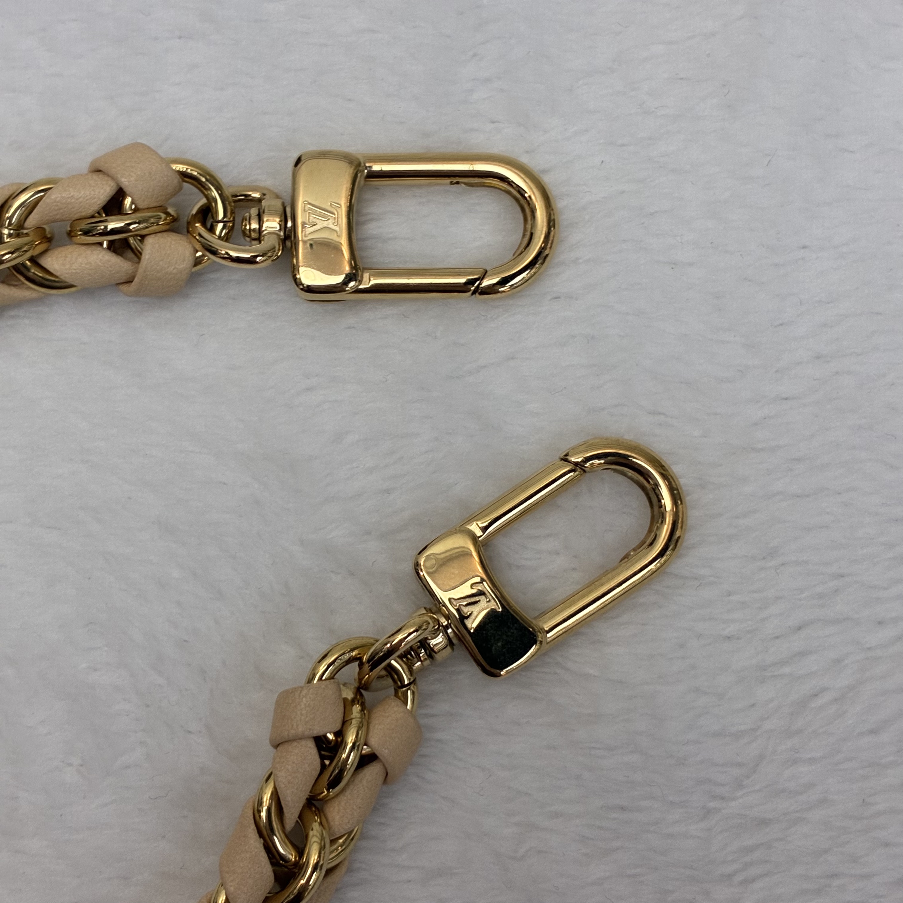 ‼️Lisa同款 LV Multipass Mini 肩帶可拆除  26秋冬款 小個子最愛▫️