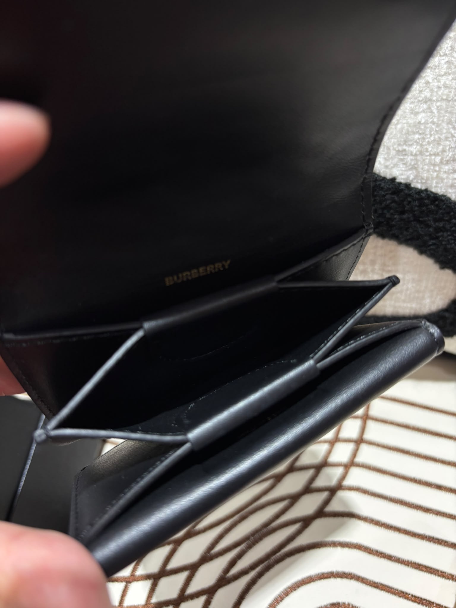 Burberry TB Card Case 黑色小牛皮 100%Authentic,unused✅dust bag