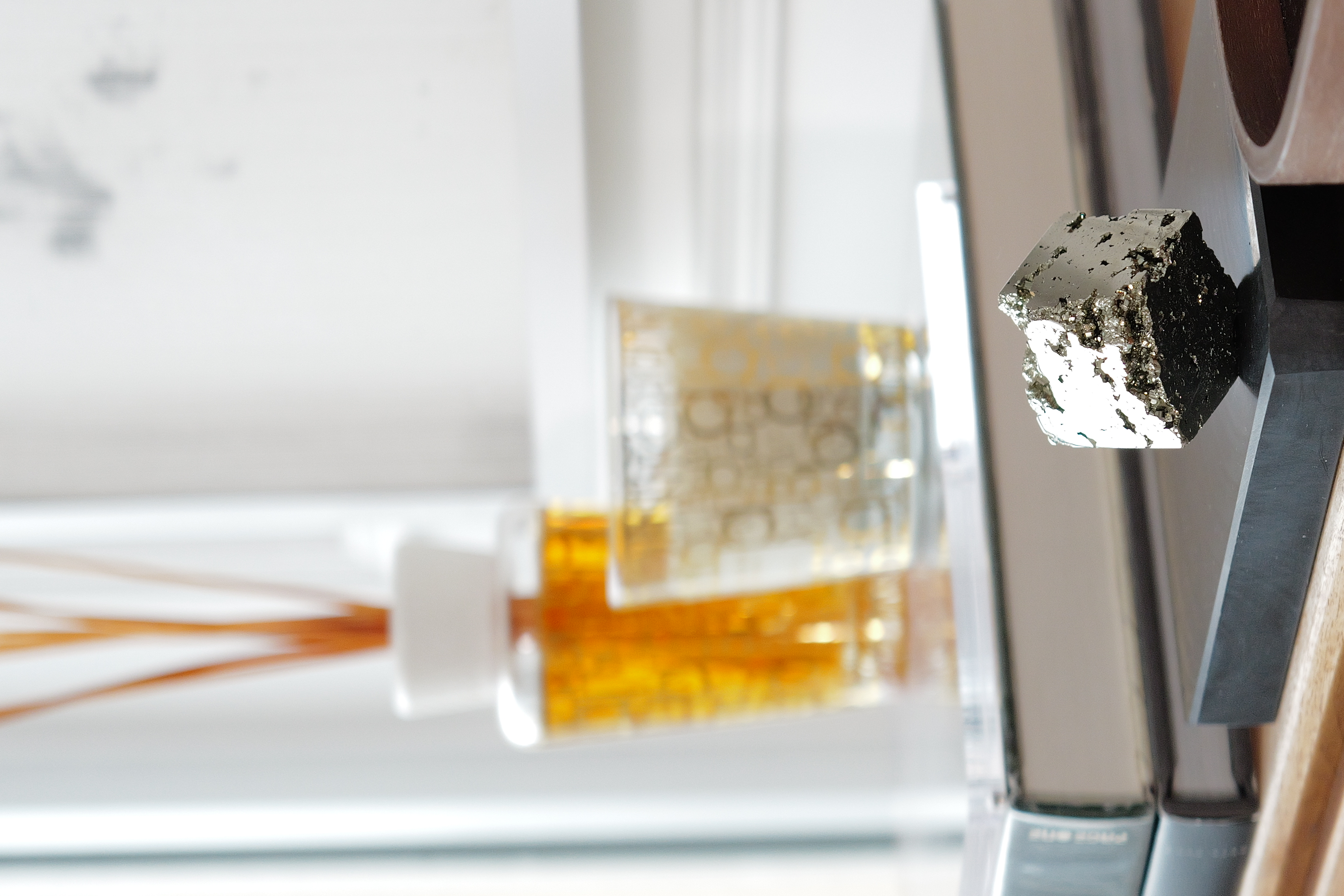 ༒4.1cm 黃鐵礦立方༒  PY.A22C27G2ms-RB5*5AS