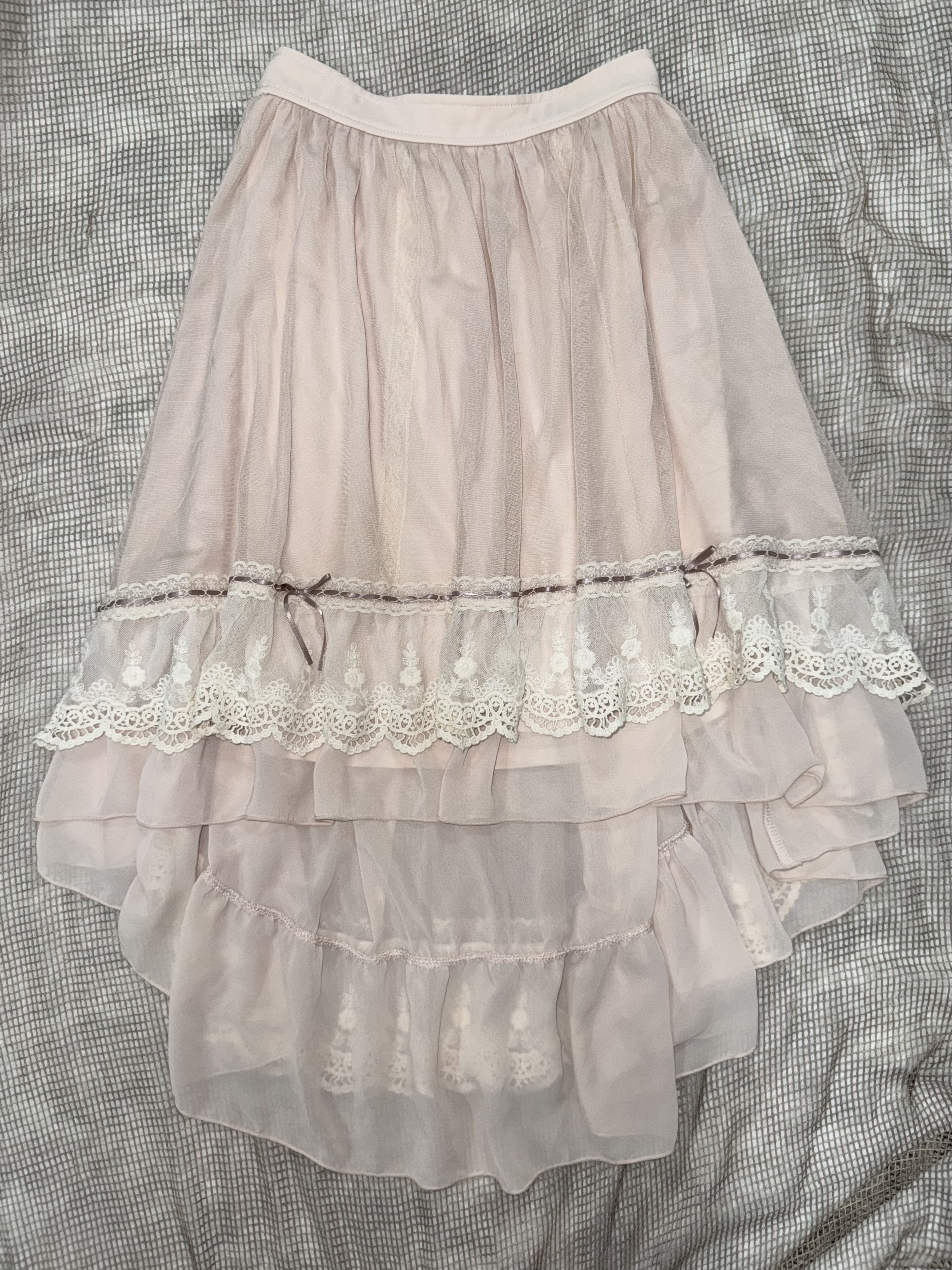 Axes High-Low Chiffon Skirt with Ribbon and Lace