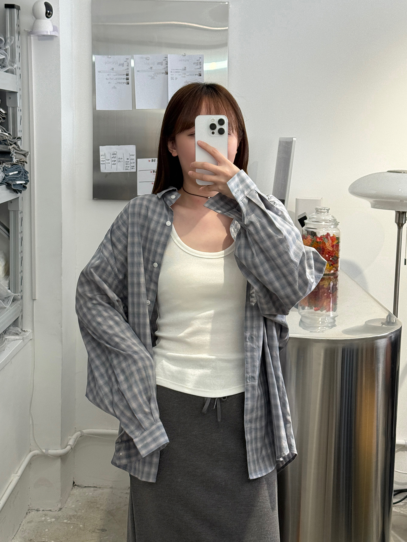 𝐋𝐨𝐨𝐬𝐞 𝐩𝐥𝐚𝐢𝐝 𝐛𝐮𝐭𝐭𝐨𝐧-𝐝𝐨𝐰𝐧 𝐬𝐡𝐢𝐫𝐭