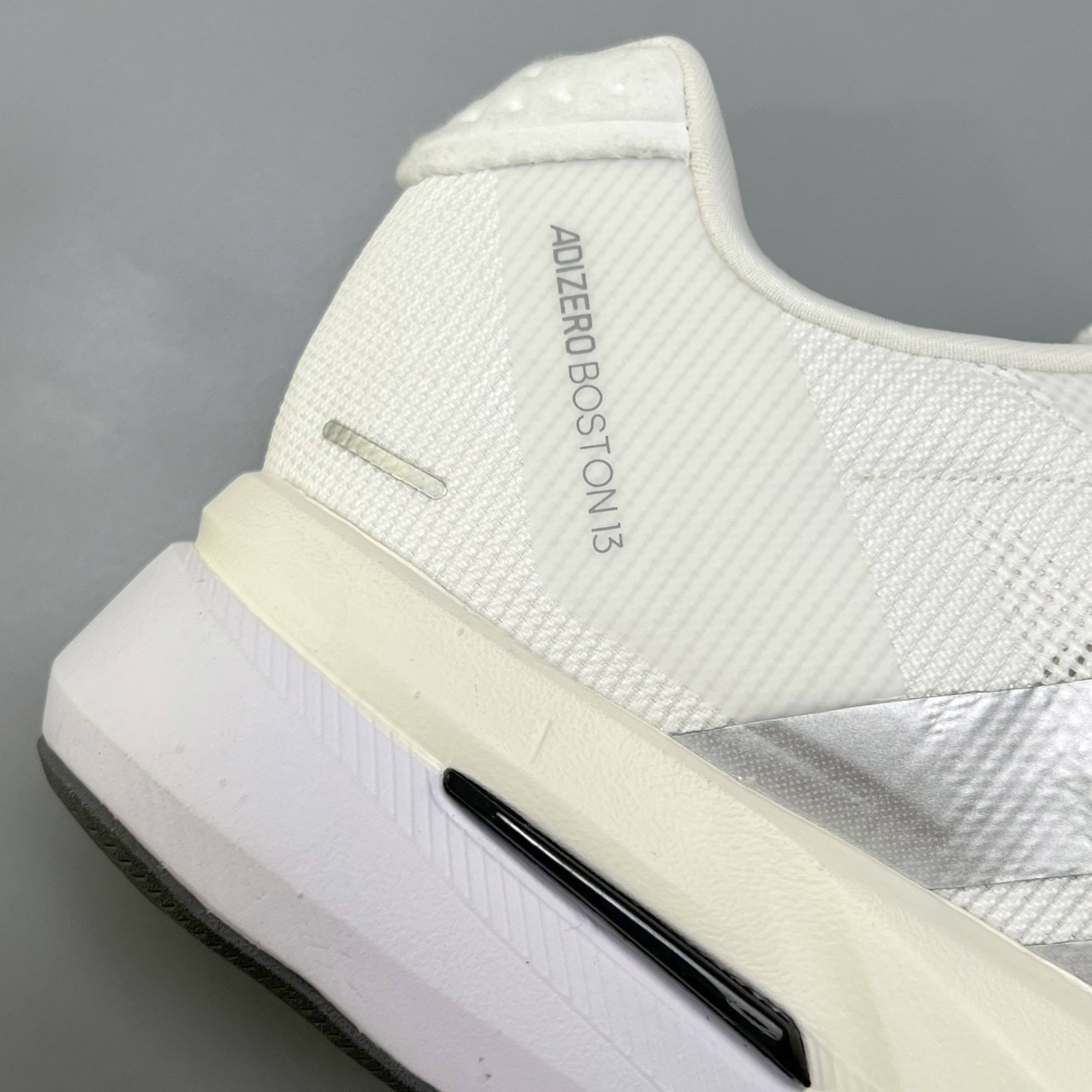 Adidas Adizero Boston 13