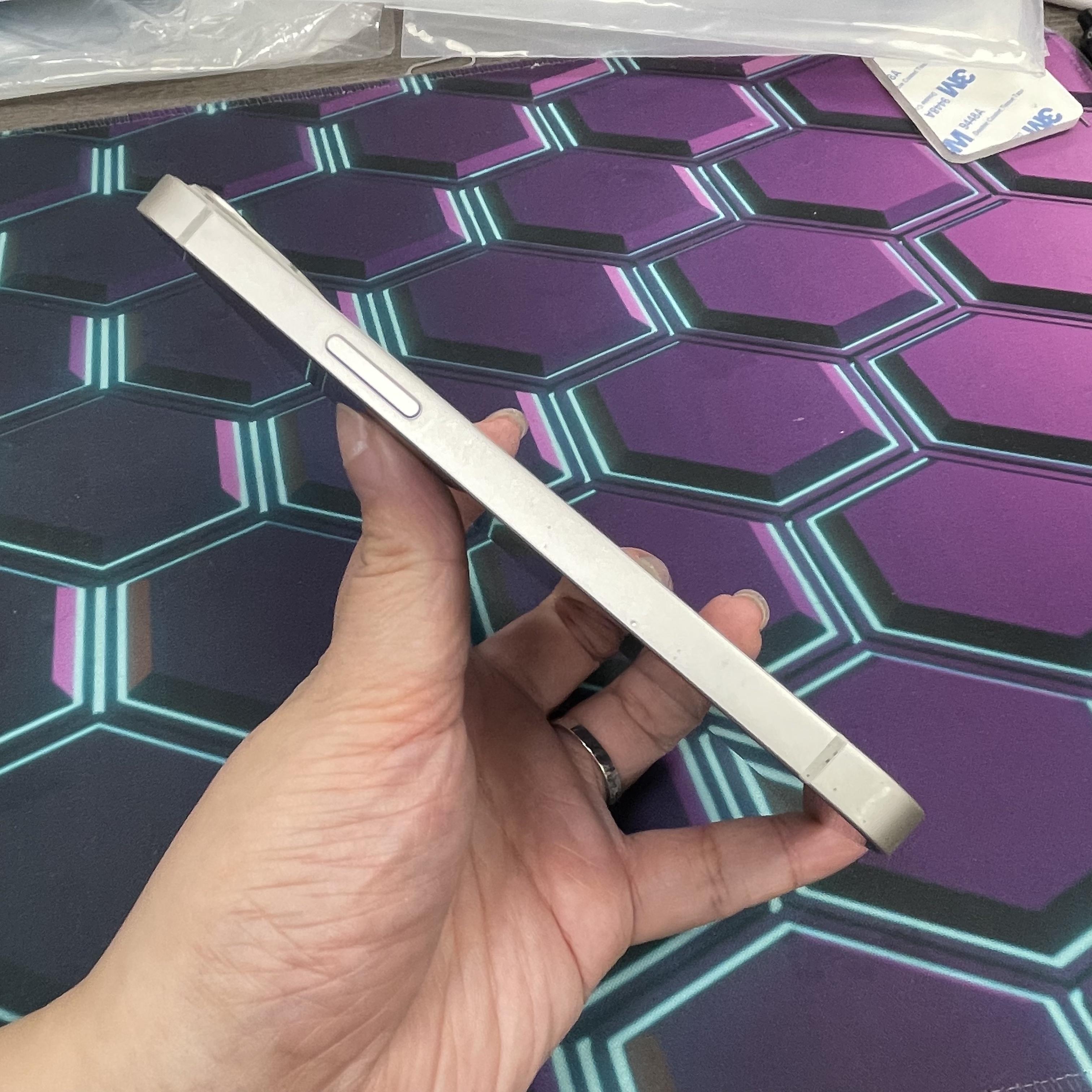 *7547 13 超靚機 128GB 電75 白色 white