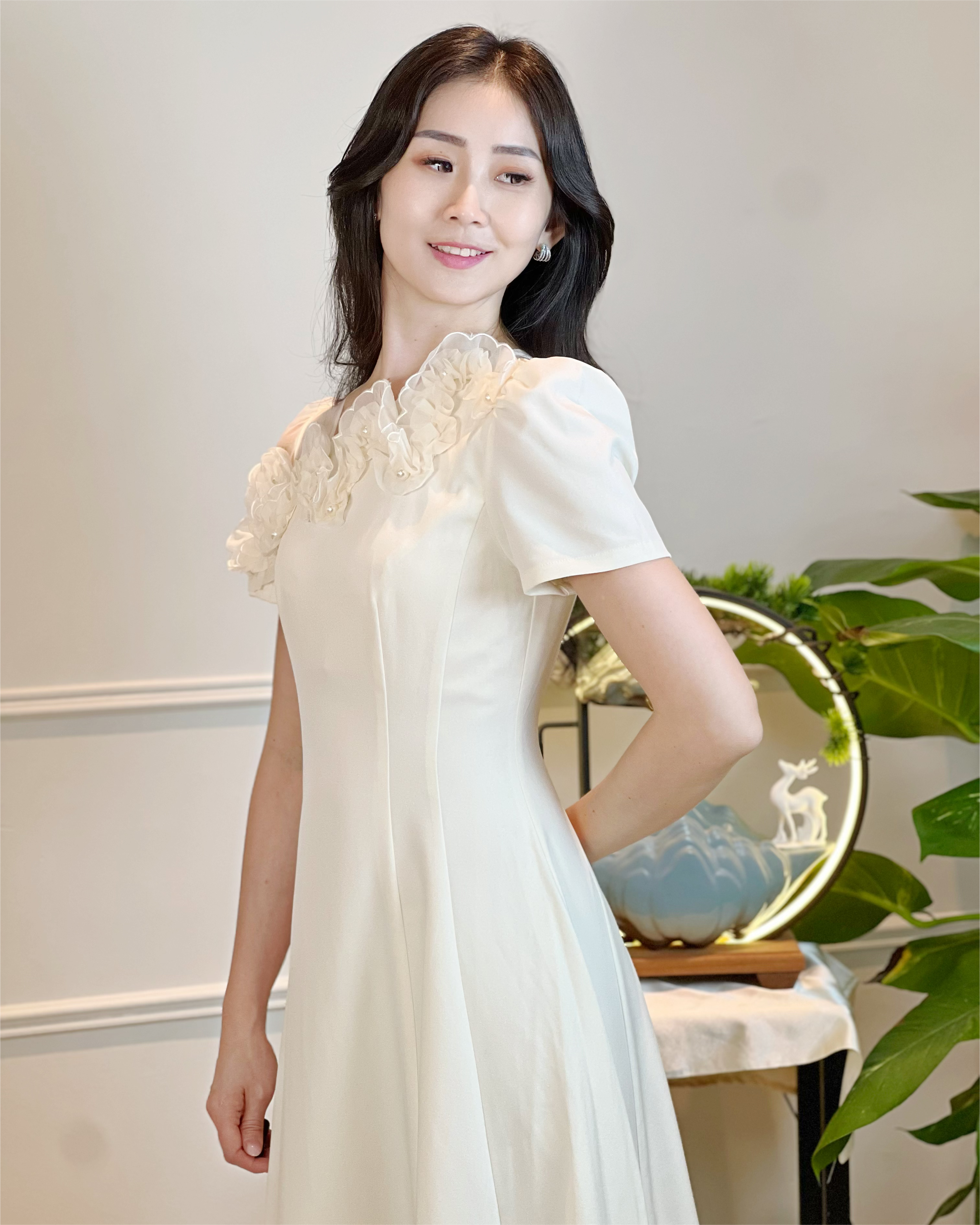 5093 3D Floral Chiffon Appliqué Midi Dress