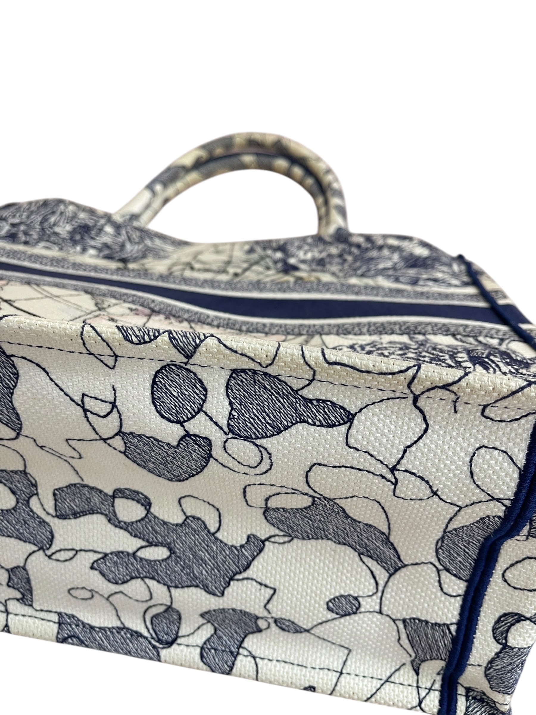 Pre-owned Dior Book Tote / Product Code: 063003