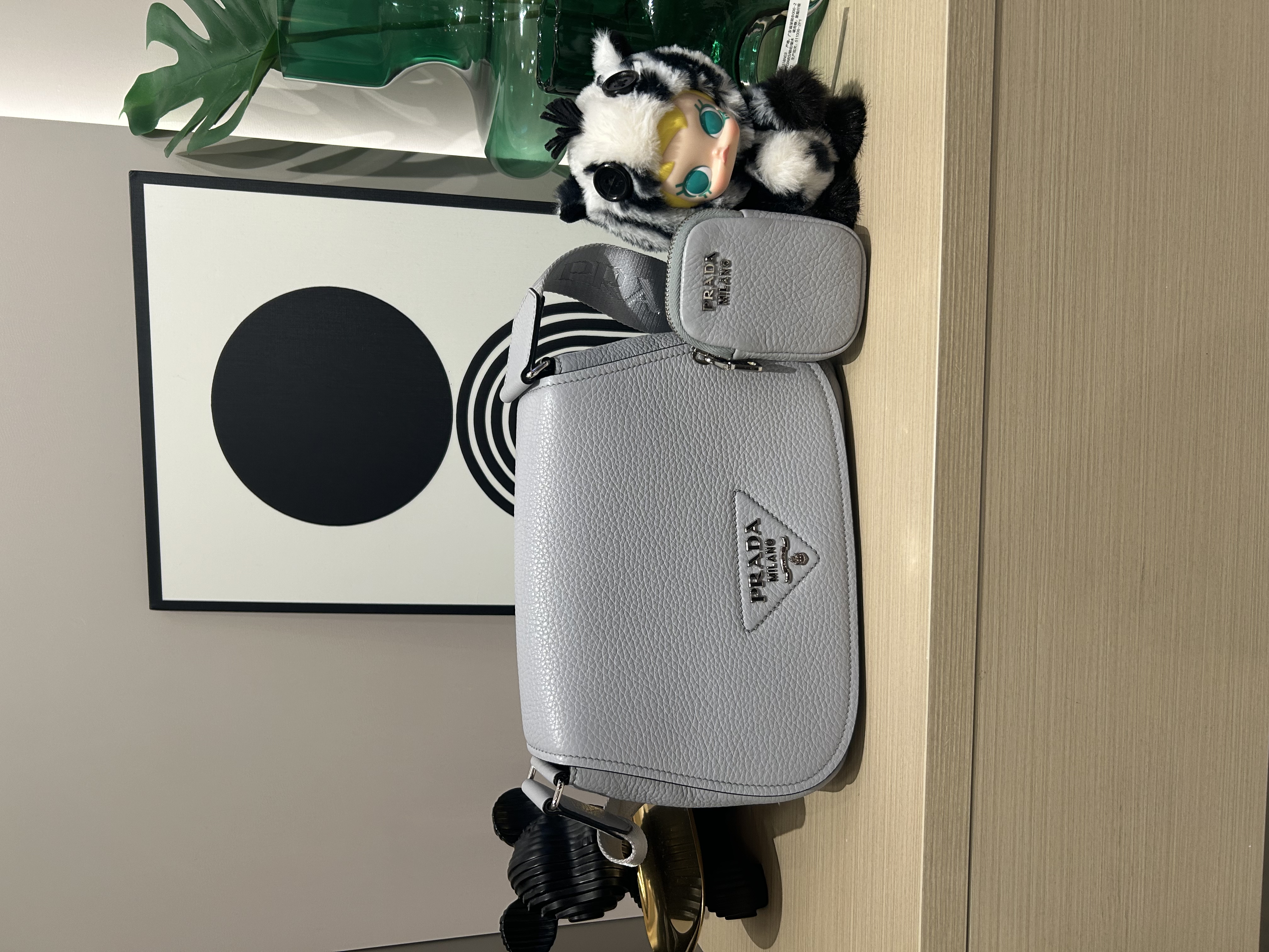 PRADA VITELLO POCKET SHOULDER BAG 1BD293 calfskin NFC 100%Authentic ,98%new ✅Coin bag✅dust bag