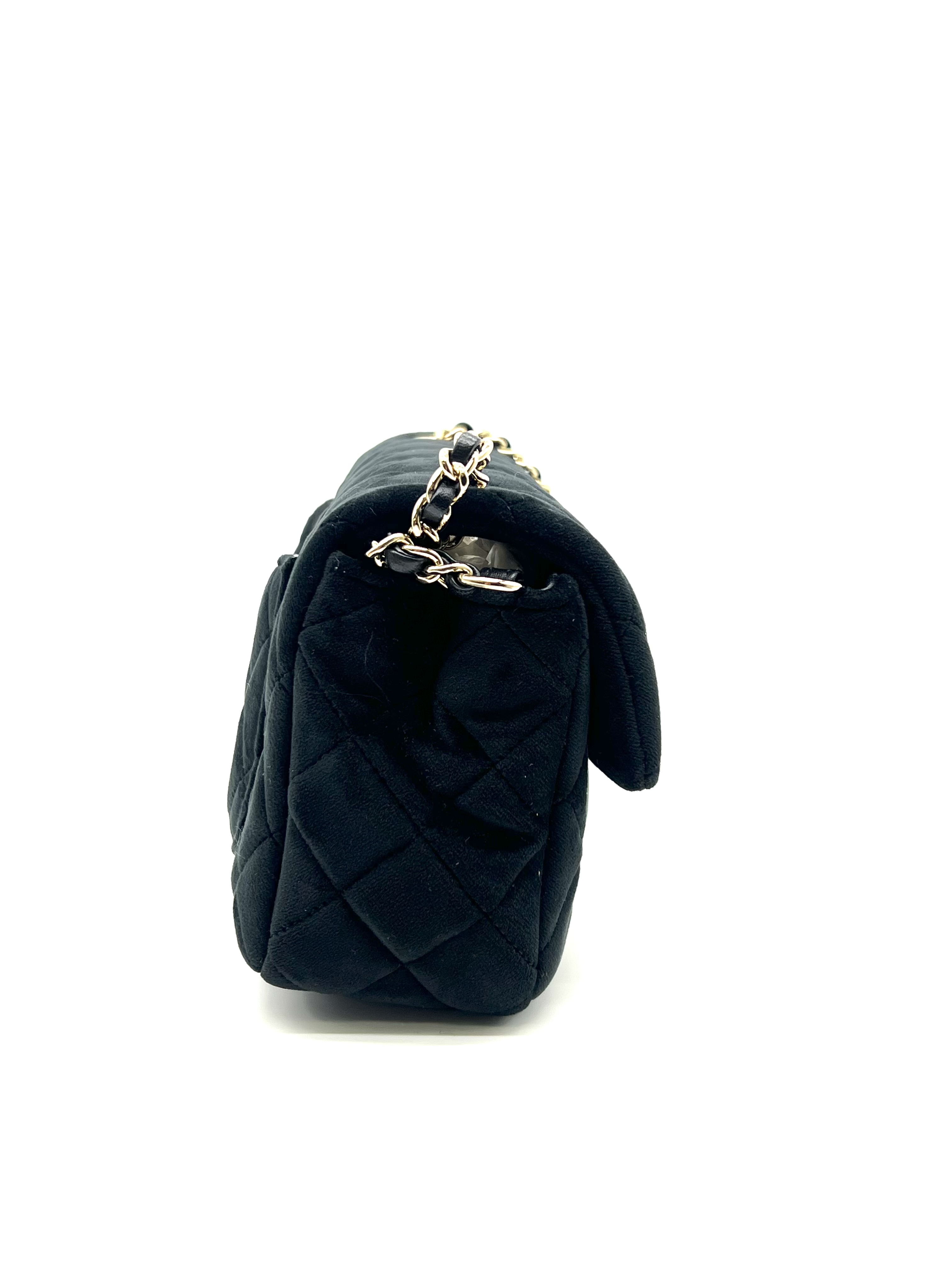 Pre-Owned CHANEL Pearl Crush / Product Code: 26050707
