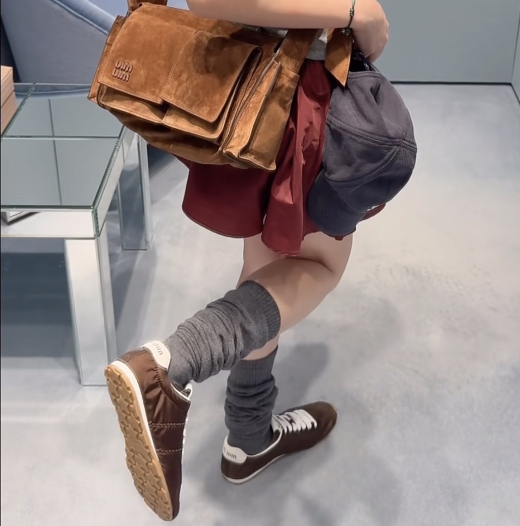 限時優惠✨訂貨📮MIUMIU PLUME sneaker    Size 36.5/37/37.5/39/40