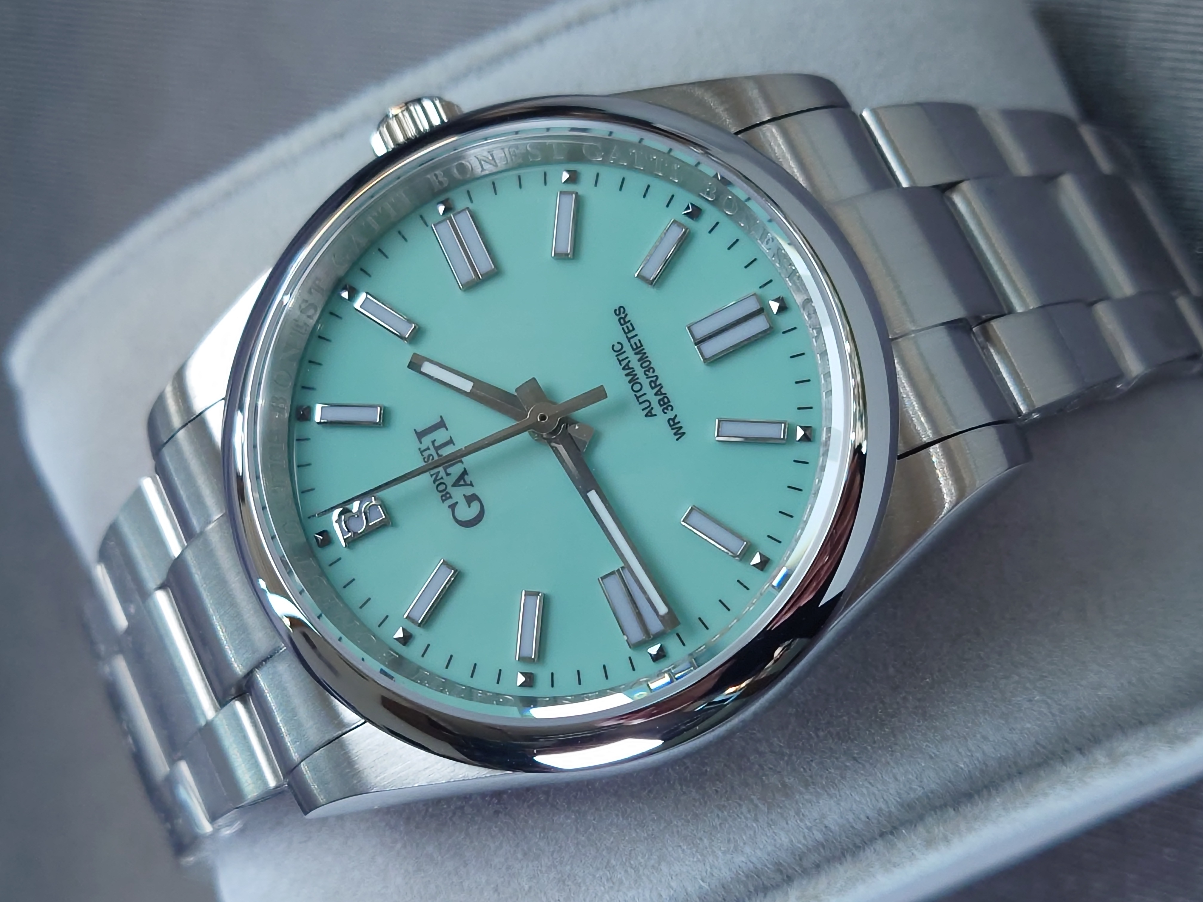 Bonest Gatti 隱藏錶面馬年特別版動錶 BG8015-S2 粉藍