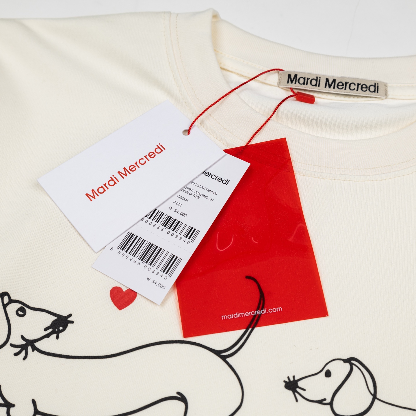 Mardi Mercredi Ddanji Twin Dachshund Graphic Tee