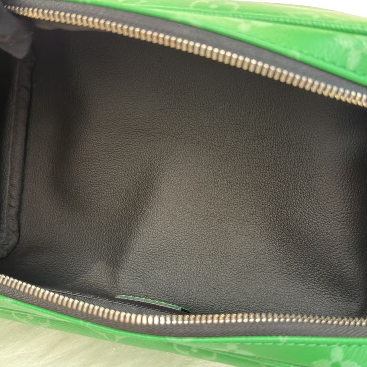 LOUIS VUITTON Dopp Kit 老花滿印拉鍊開合 帆布拼皮革 收納包洗漱包 男款 