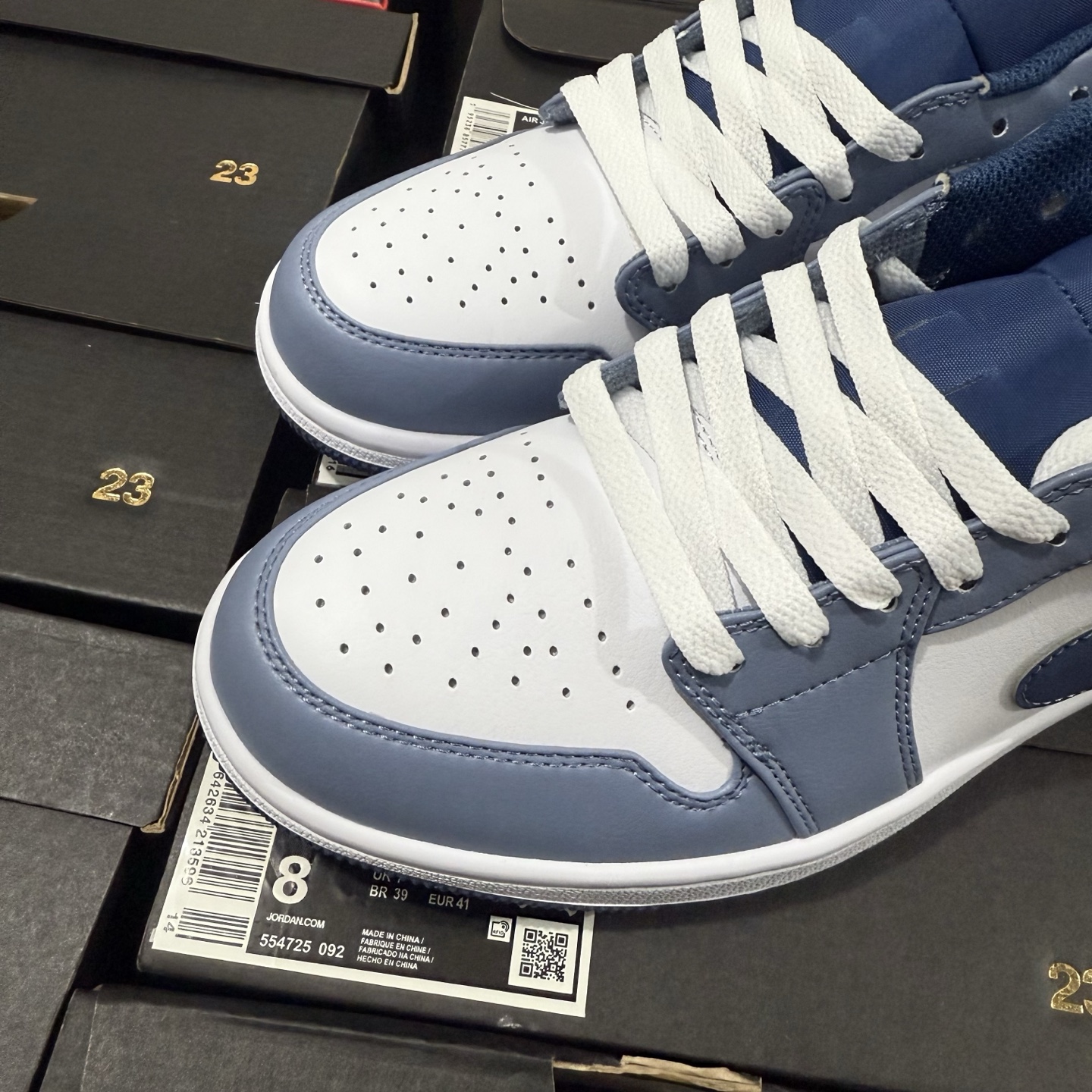 Nike Air Jordan 1 Low “Ashen Slate”553558-414