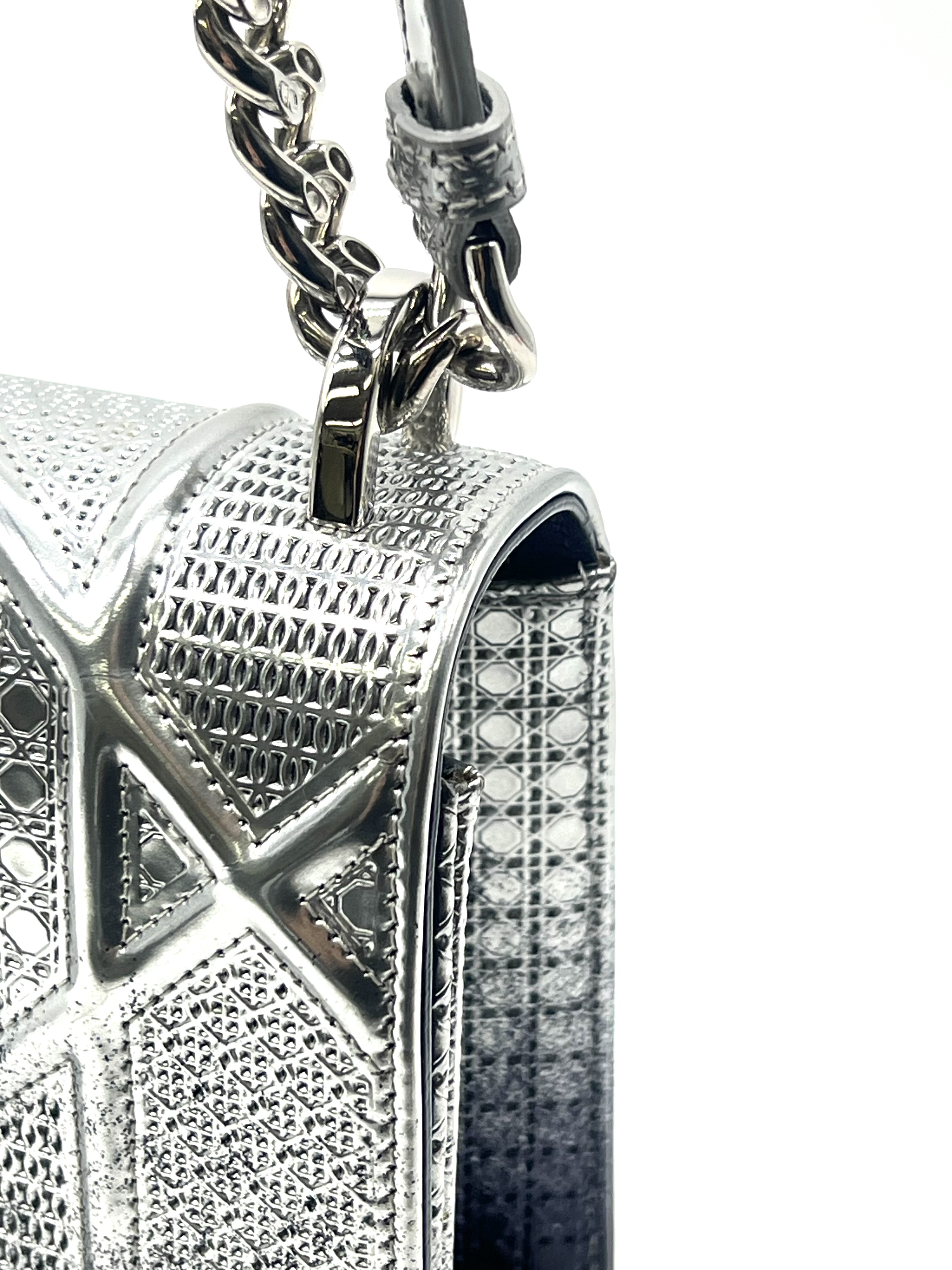 Pre-Owned DIOR Diorama / Product Code: 26051524