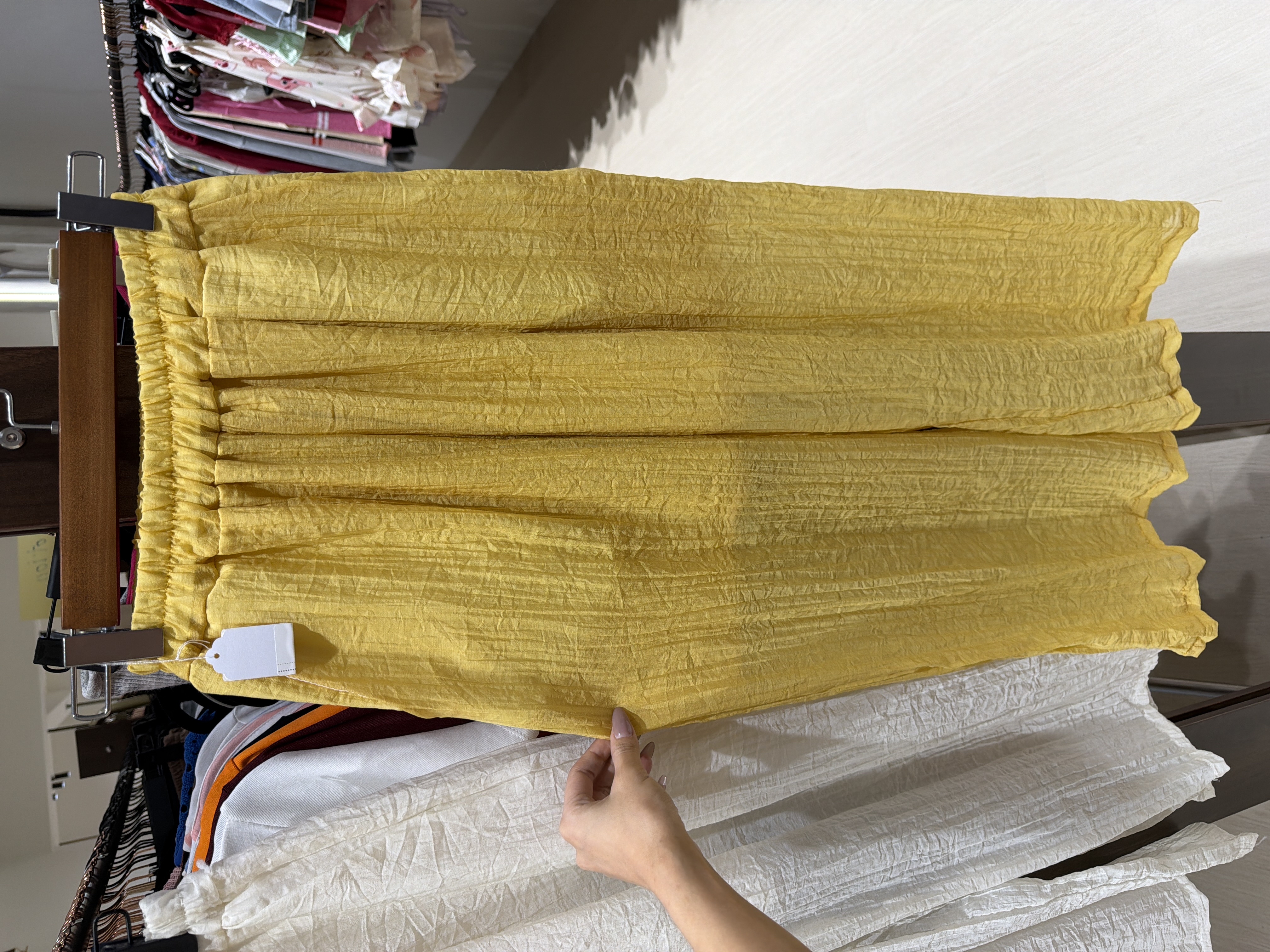 紋理褲  * 褶皺布料褲 