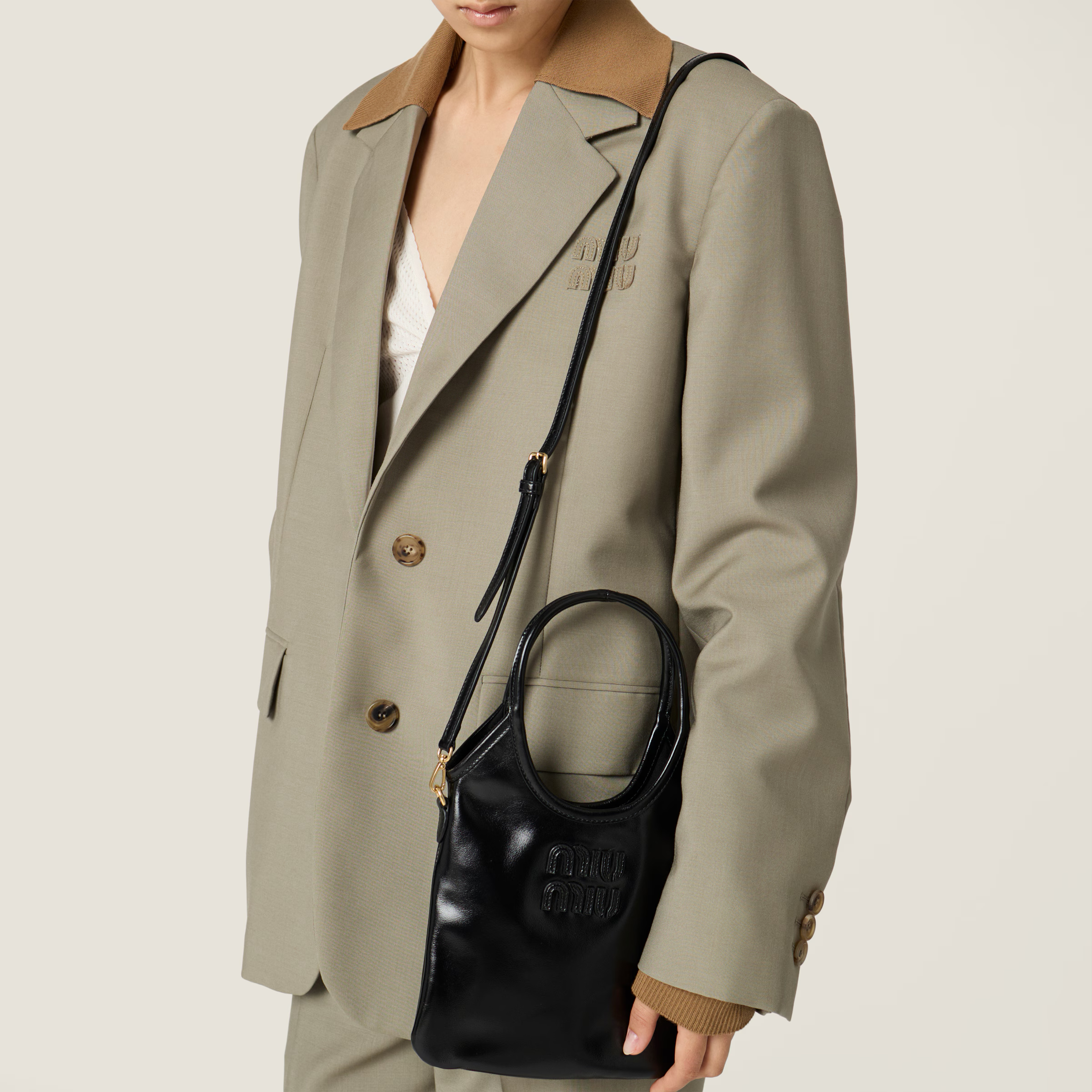 指定貨品優惠✨訂貨📮MIUMIU small IVY Bag  Size 24x20cm 跟可調節肩帶