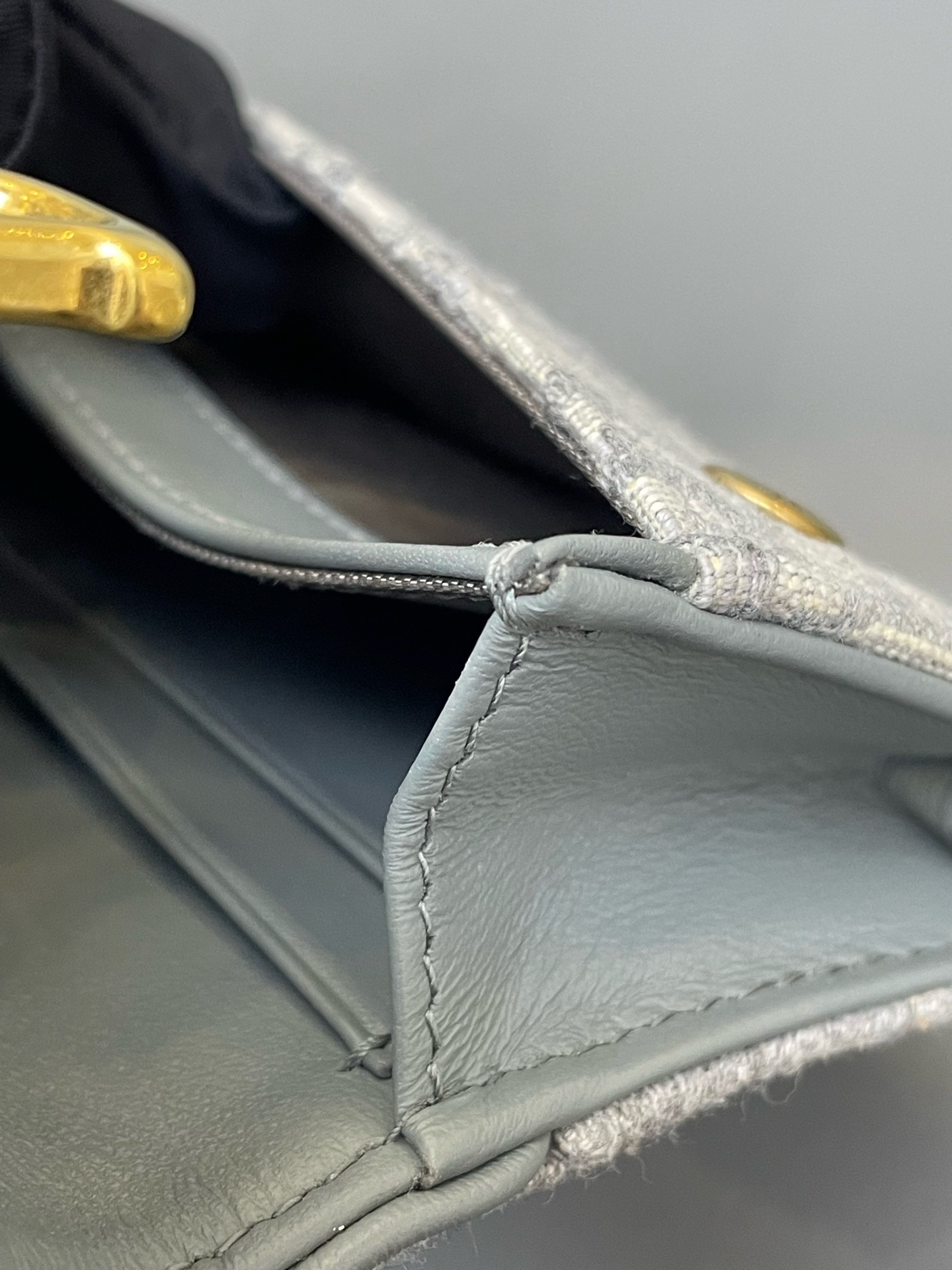 【預訂貨品】Dior經典灰色帆布卡包