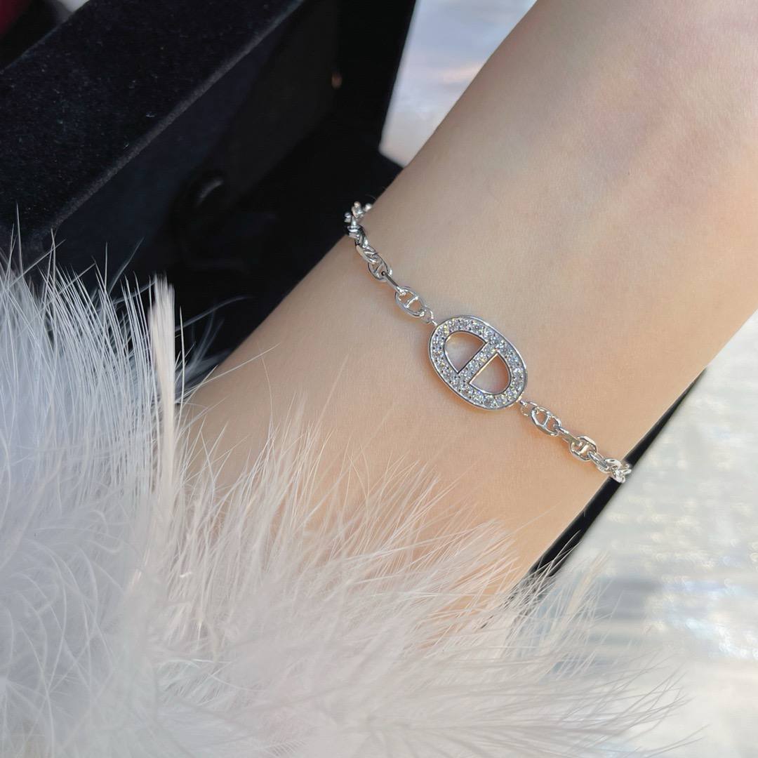🆕轻奢字母椭圆手链 🇨🇳