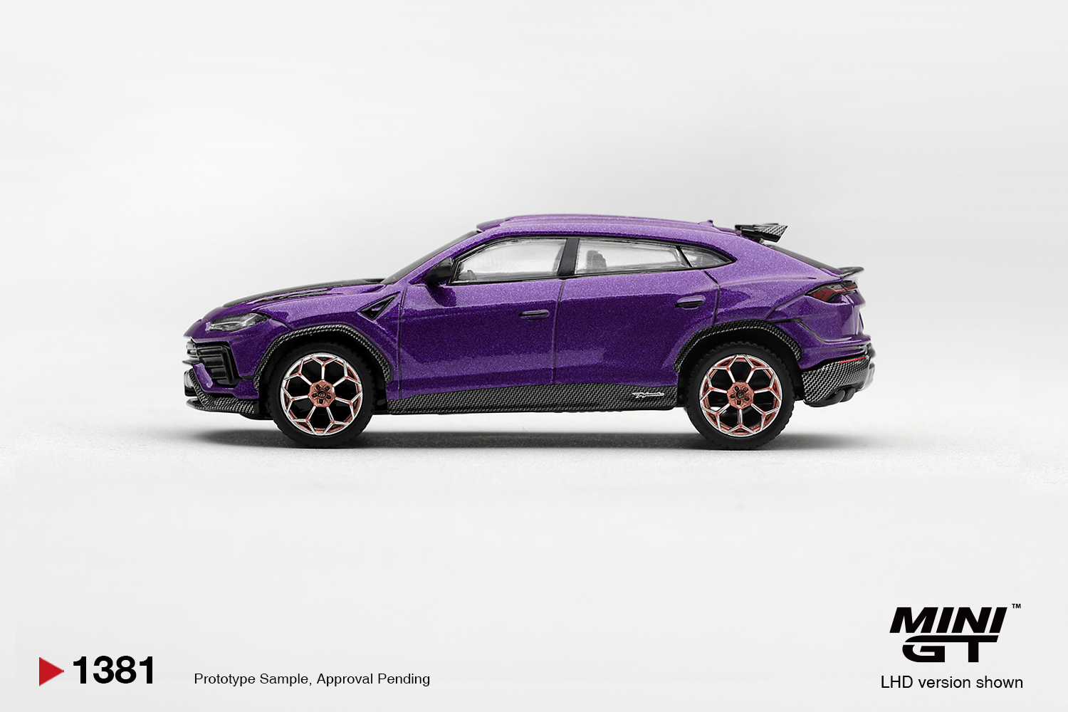 Pre Order - MINI GT ( MGT01381-R ) Lamborghini Urus Performante Viola Pasifae / MINIGT 預訂優惠價 Pre-Order Price: HK$80