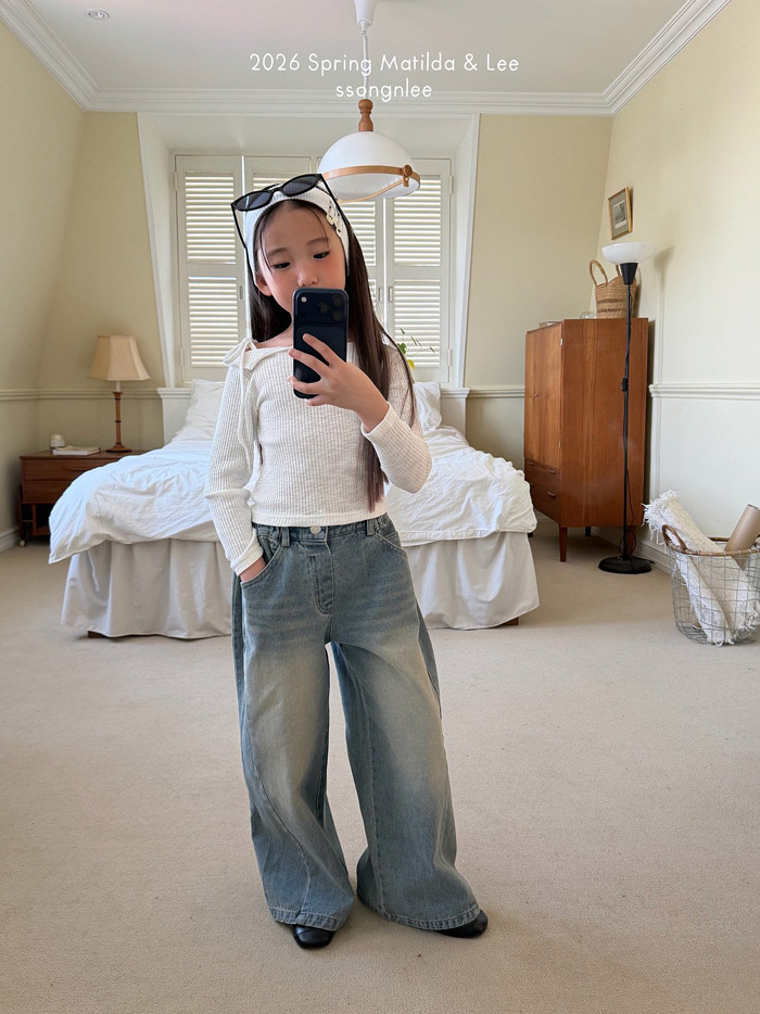 🇰🇷Matilda&Lee tee