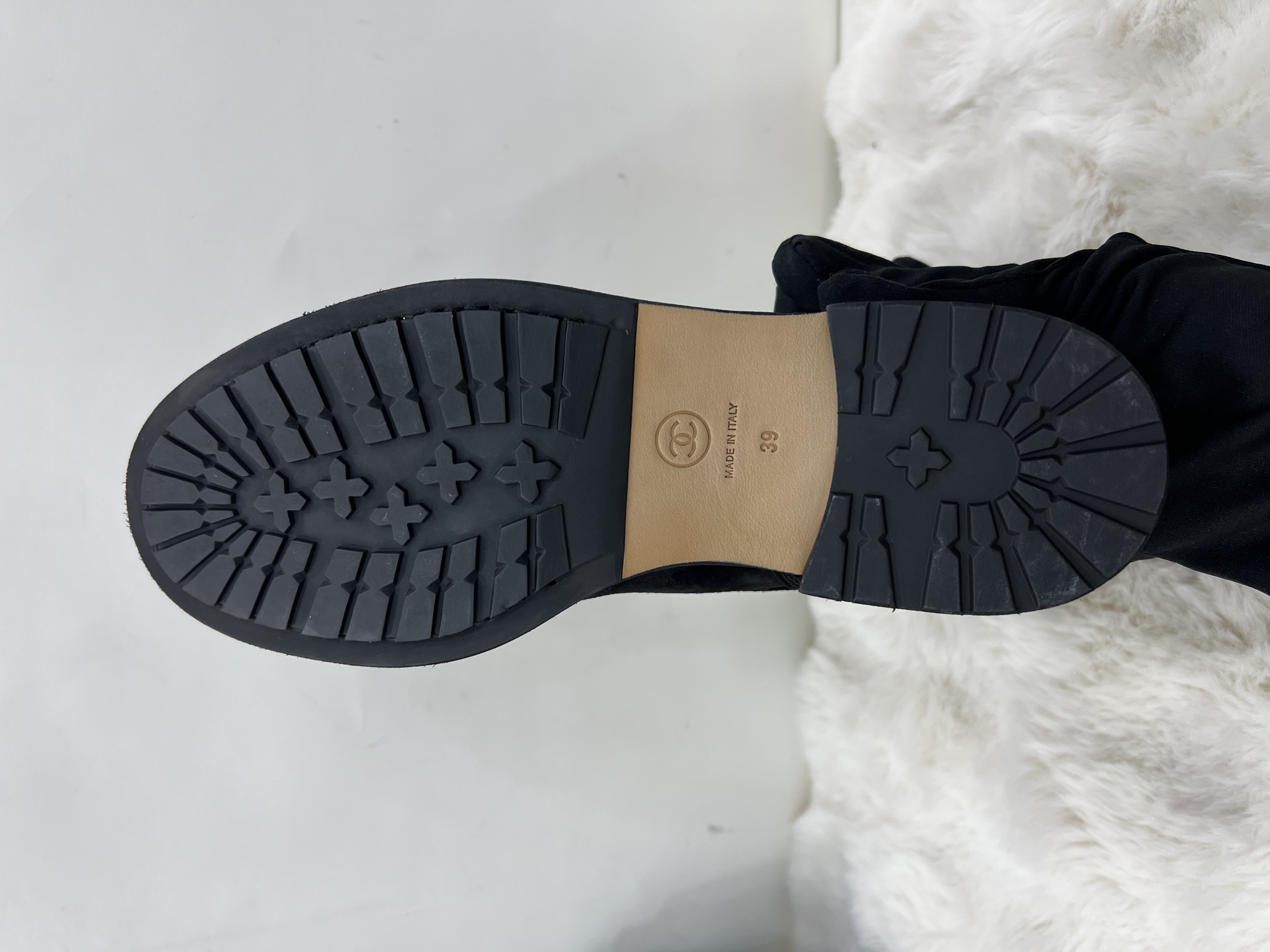 直播貨品 |  [1個-$100 2個-$300］J99