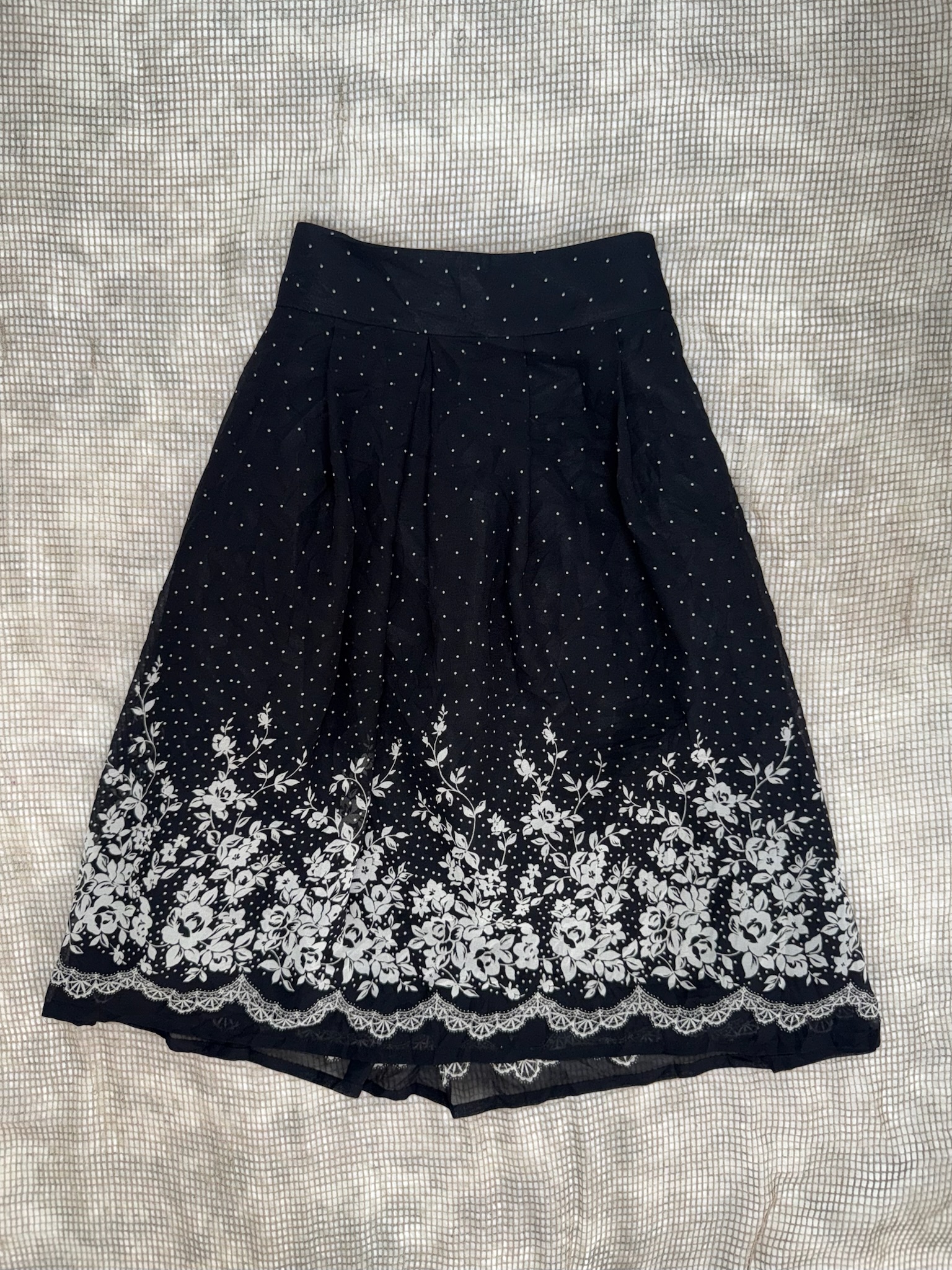 Black Polka Dot A-Line Skirt with Border Floral Print and Lace Hem