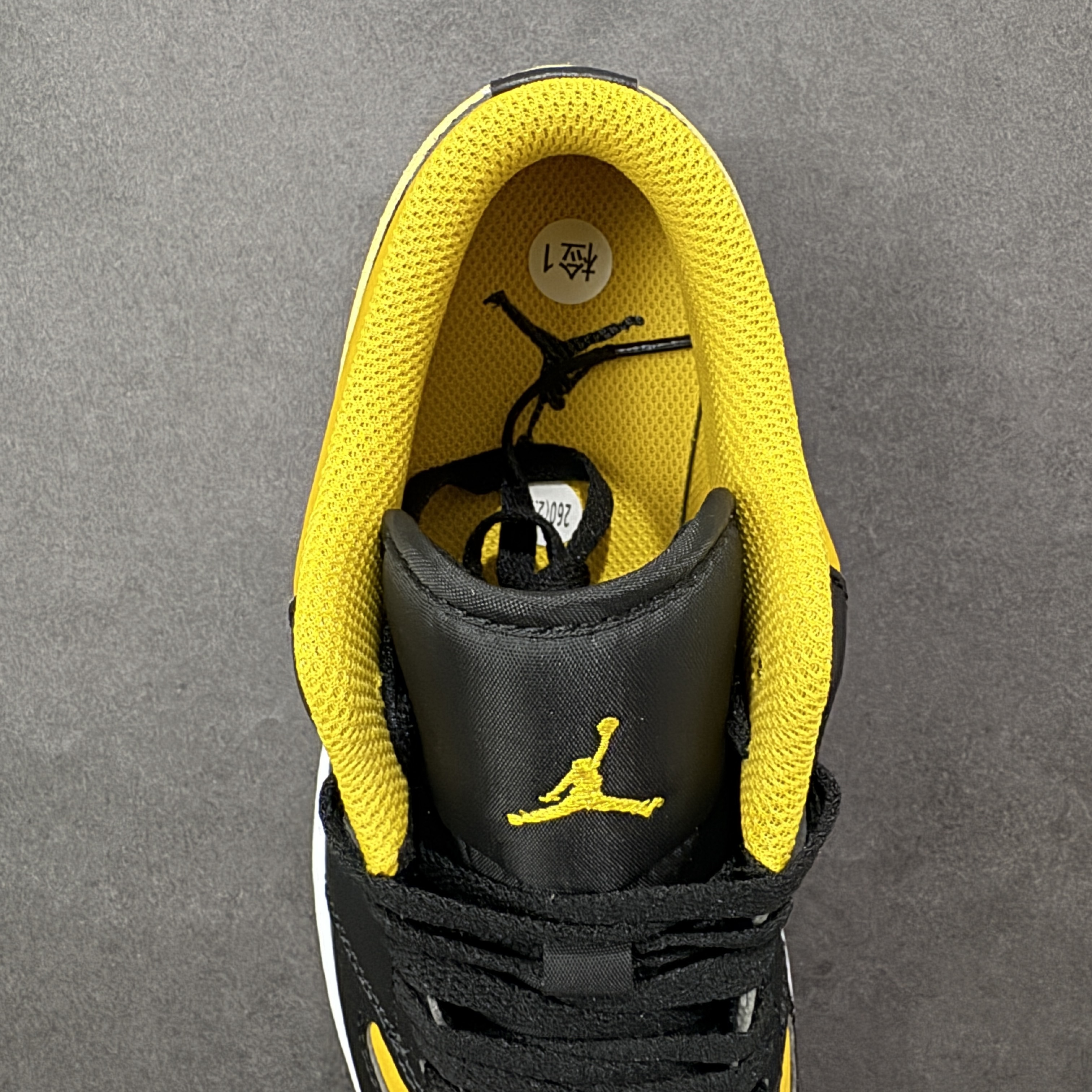 Nike Air Jordan 1 Low AJ1 553558-072