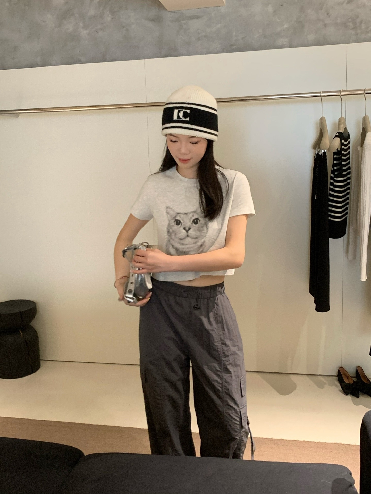 Oh Kitty Roundneck T-shirt Ins风可爱猫咪印花圆领短款Tee ( 2 colours )