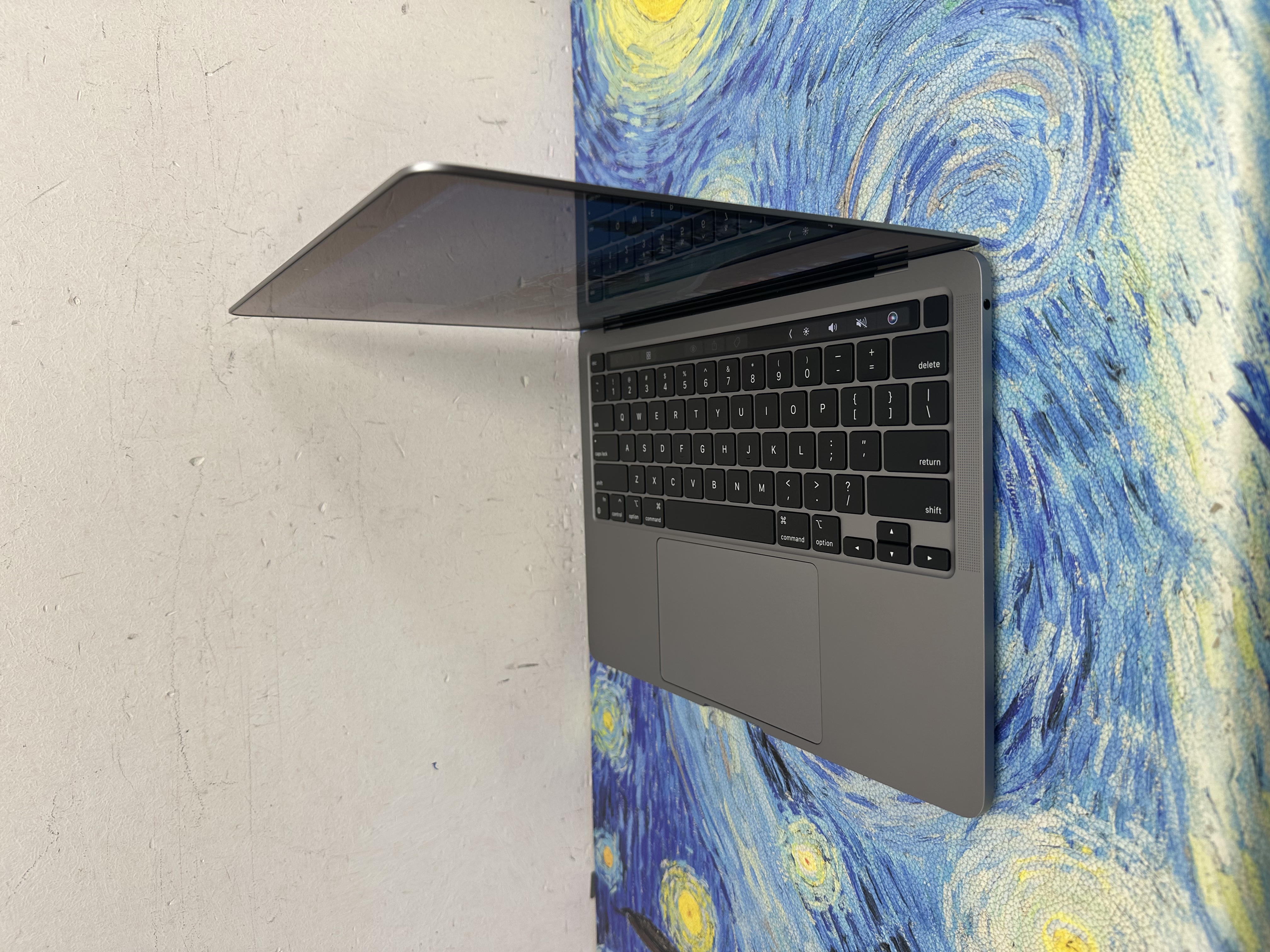 #6145 Apple MacBook Pro 2021/APPLE Retina/M1 CPU/16GB Ram/1TB SSD/Touch ID/13吋Mon/太空灰/ Gaming Laptop / Notebook/ Movie / Netflix / Office / Work / YouTube