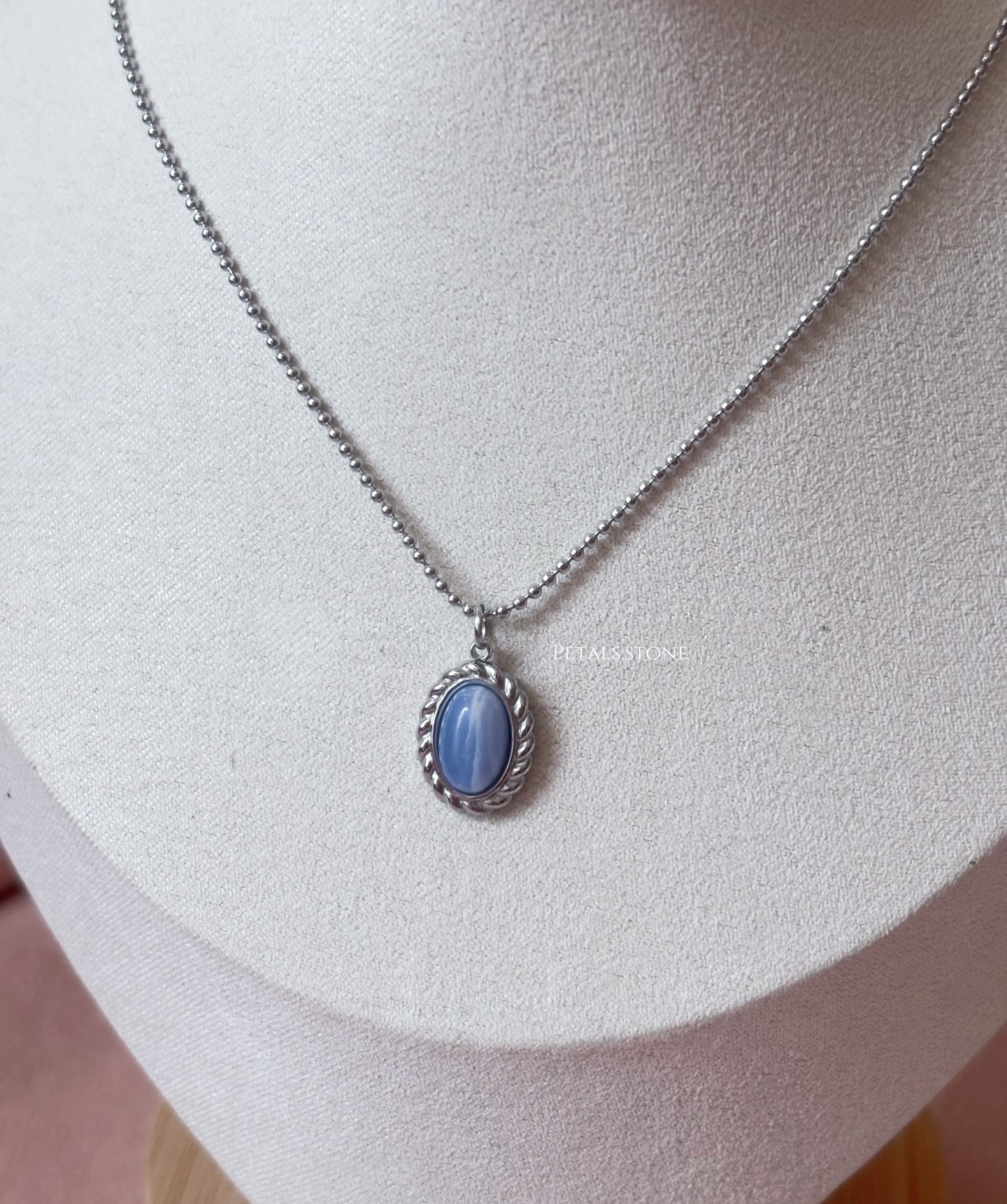 Oval Necklace ☻