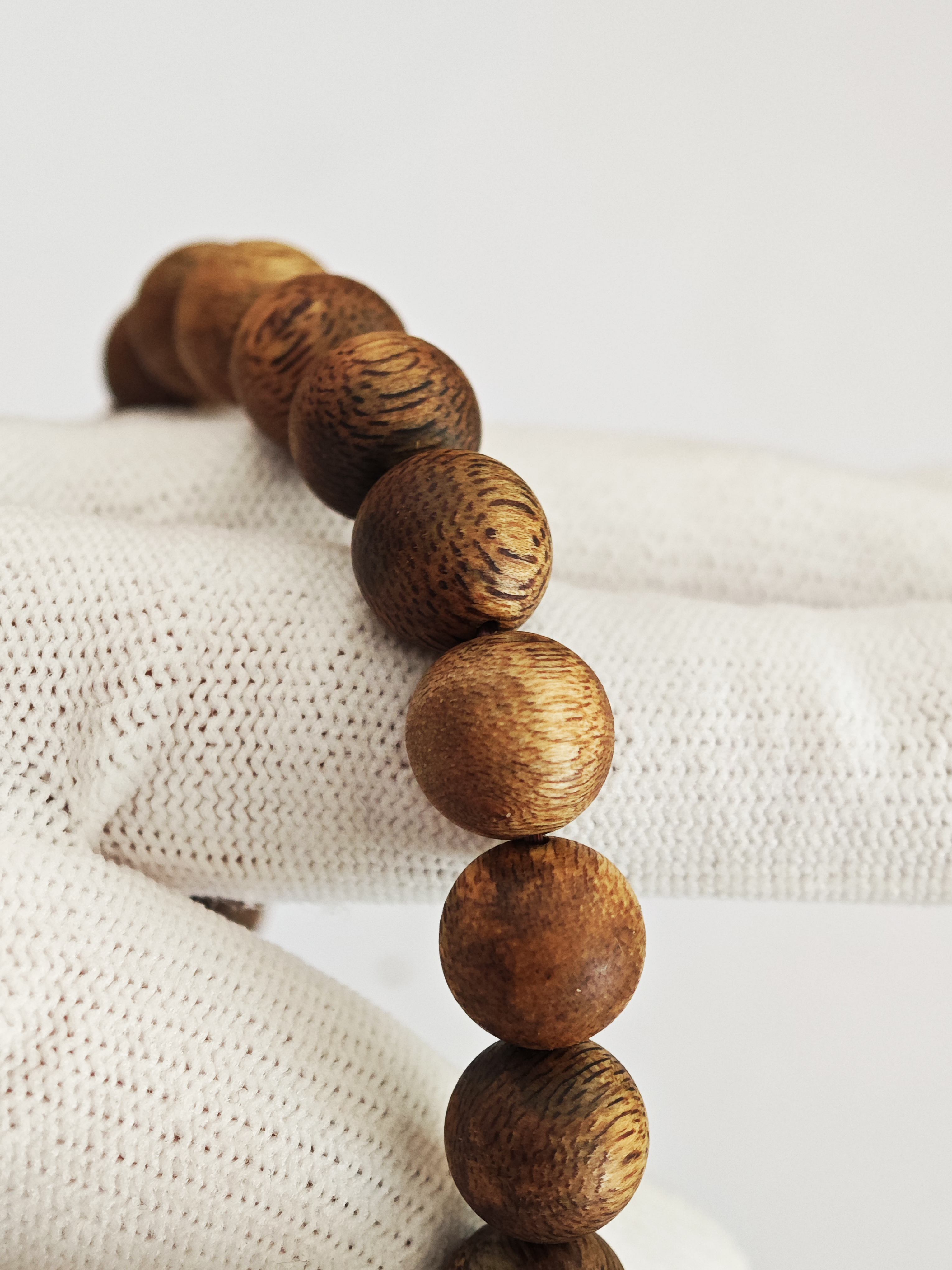 沉香木手串 -10mm 單圈6.5克