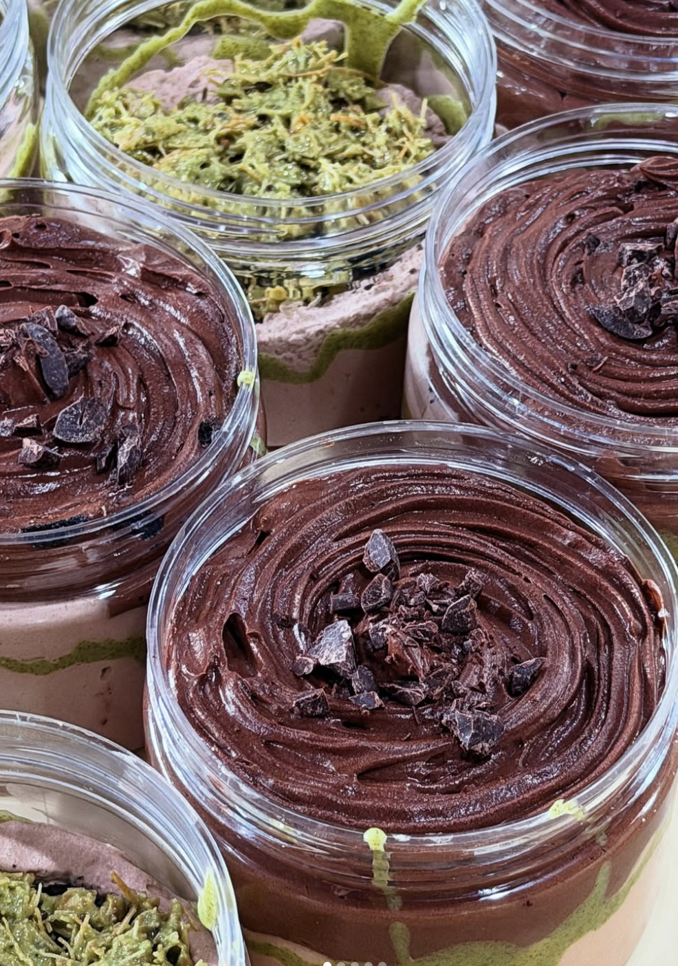 [PEK]Black Dubai Cake