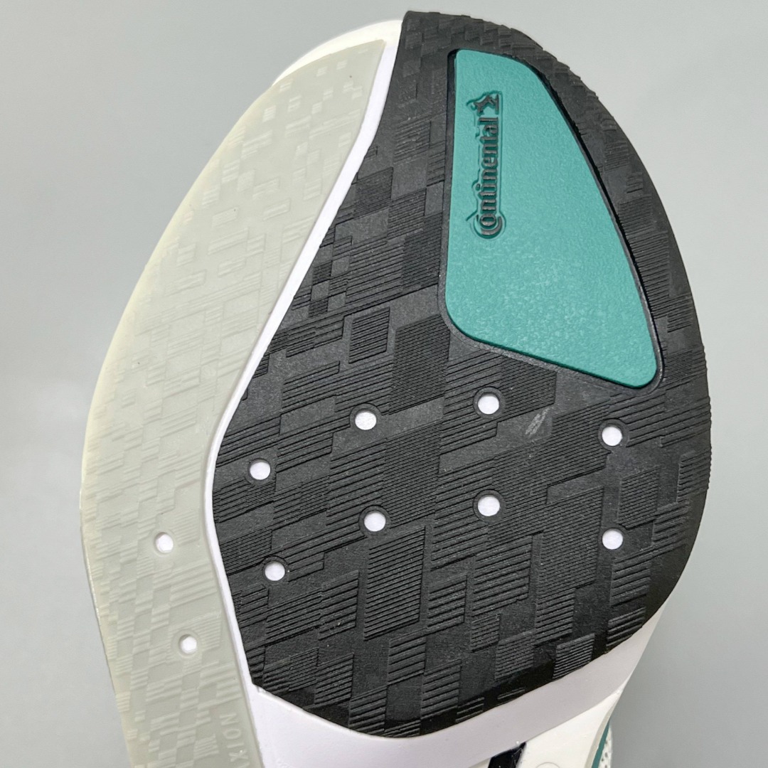 Adidas Adizero Boston 13