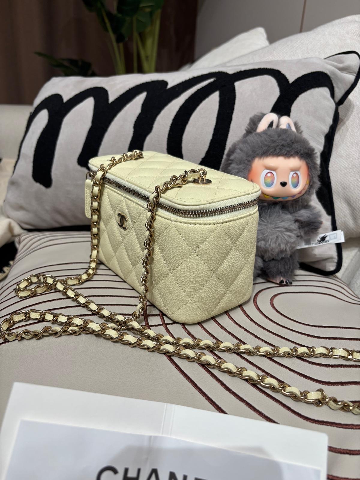 全新 Chanel vanity with chain 荔枝牛皮金鏈 100%Authentic,100%new全新 ✅晶片✅收據✅dust bag✅box