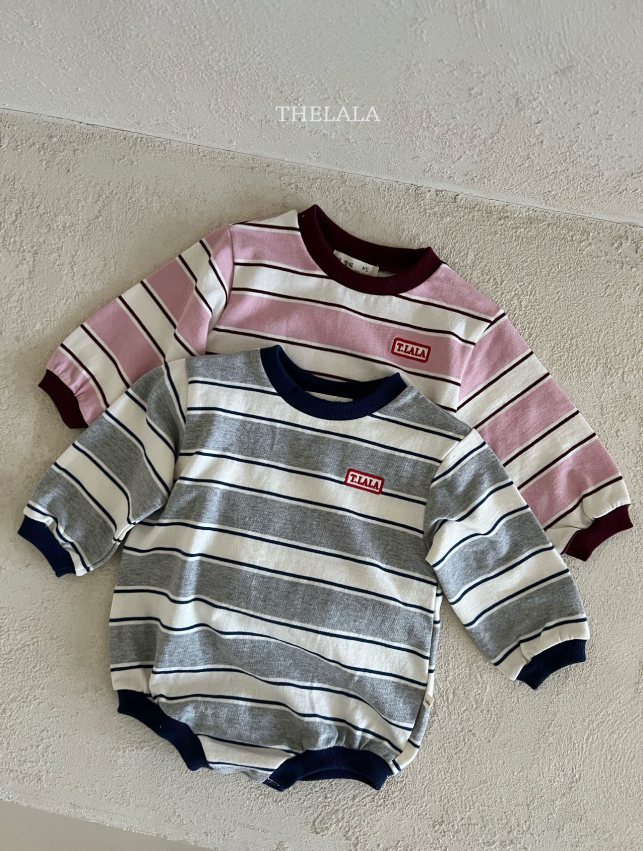 🌸預訂 韓國直送🌸🇰🇷THELALA兩色標誌刺繡章條紋長袖包屁衣